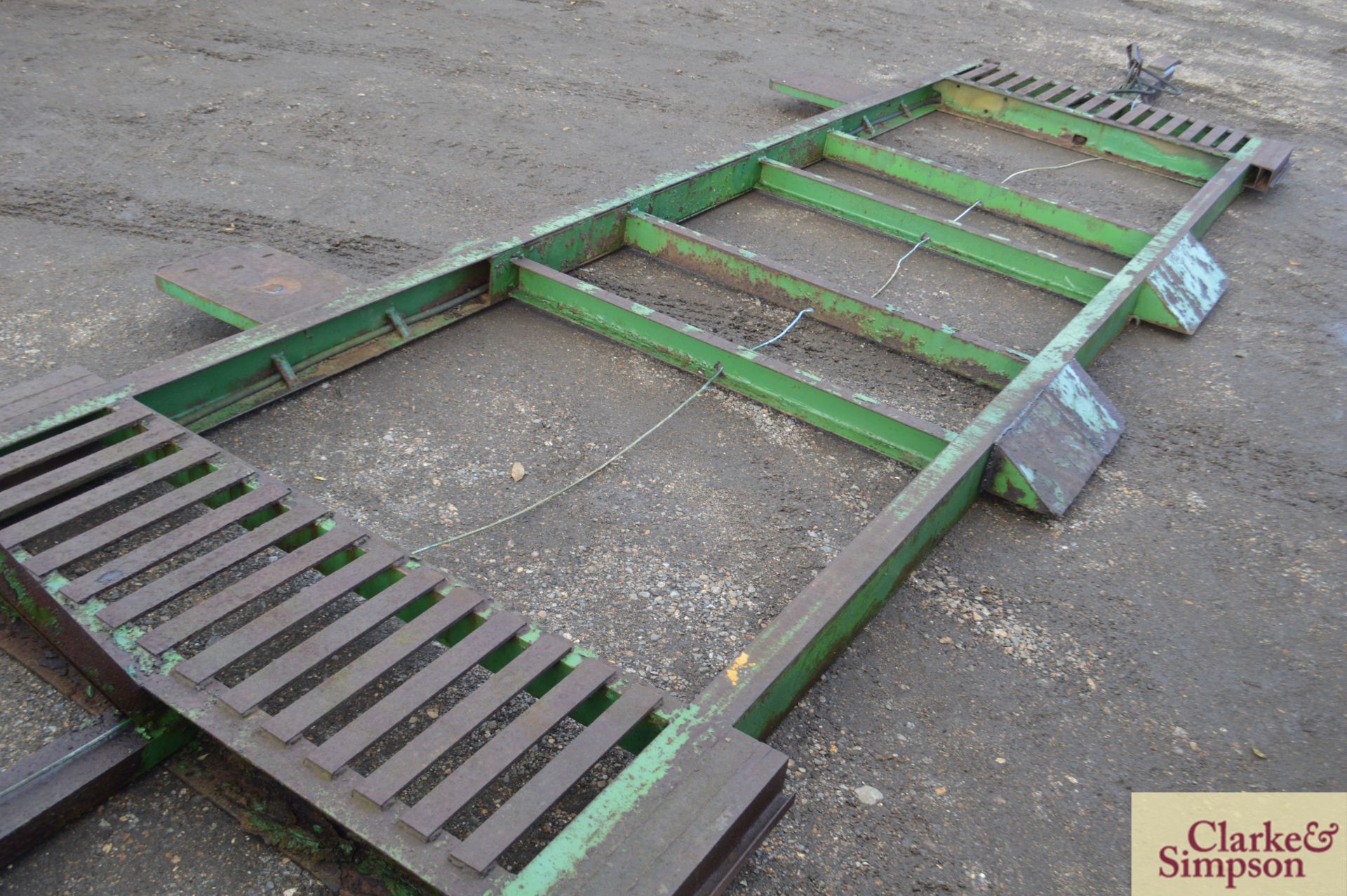 Drill trailer to suit MF 30 drill. With hydraulic axle. * - Image 6 of 7