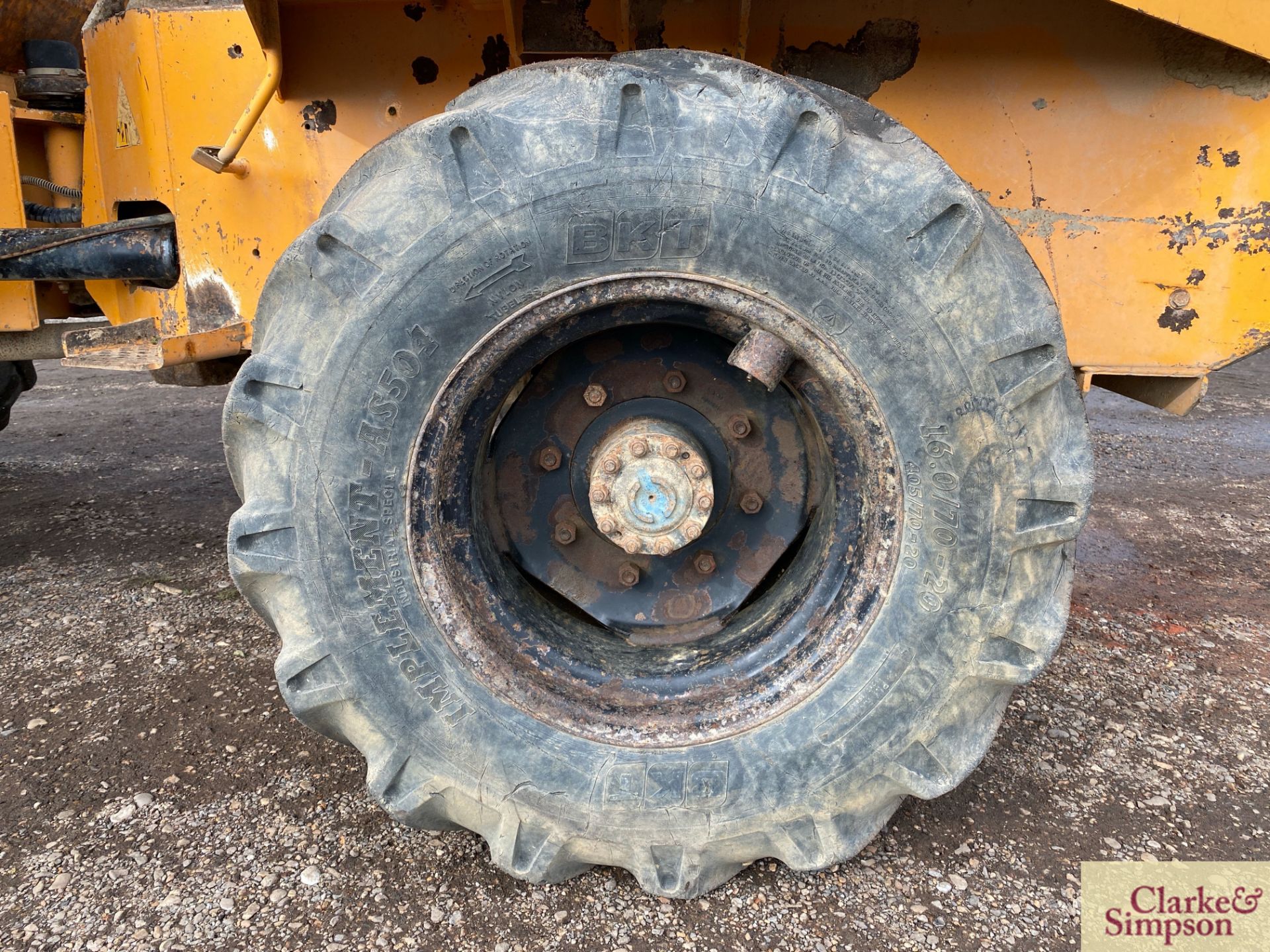 Benford 6T 4WD pivot steer dumper. 2000. Serial number SLBDNOOEY7H0721. 405/70R20 wheels and - Image 14 of 36