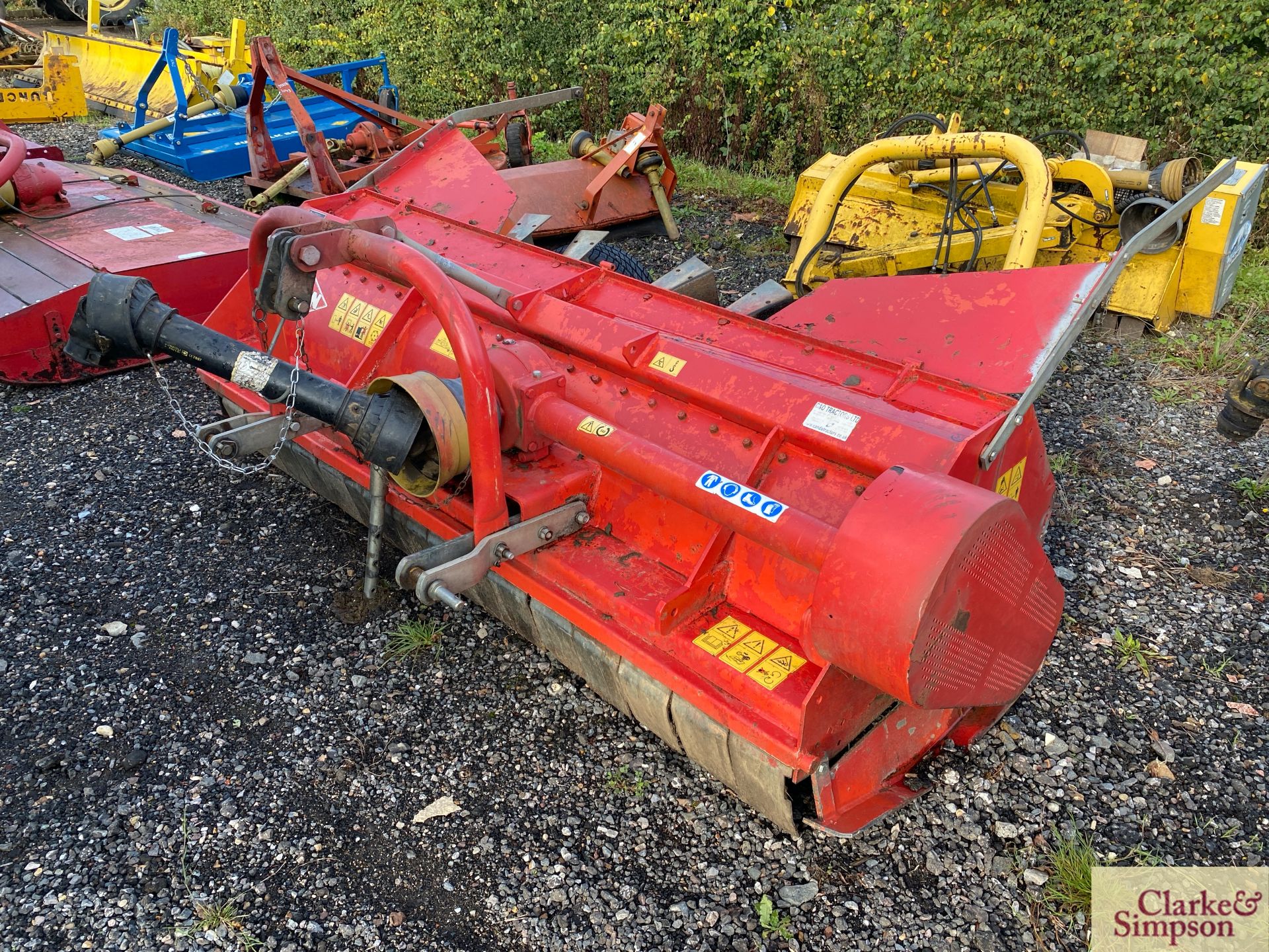 Kuhn BNG230 2.3m mounted flail mower. 2008. * - Image 4 of 7