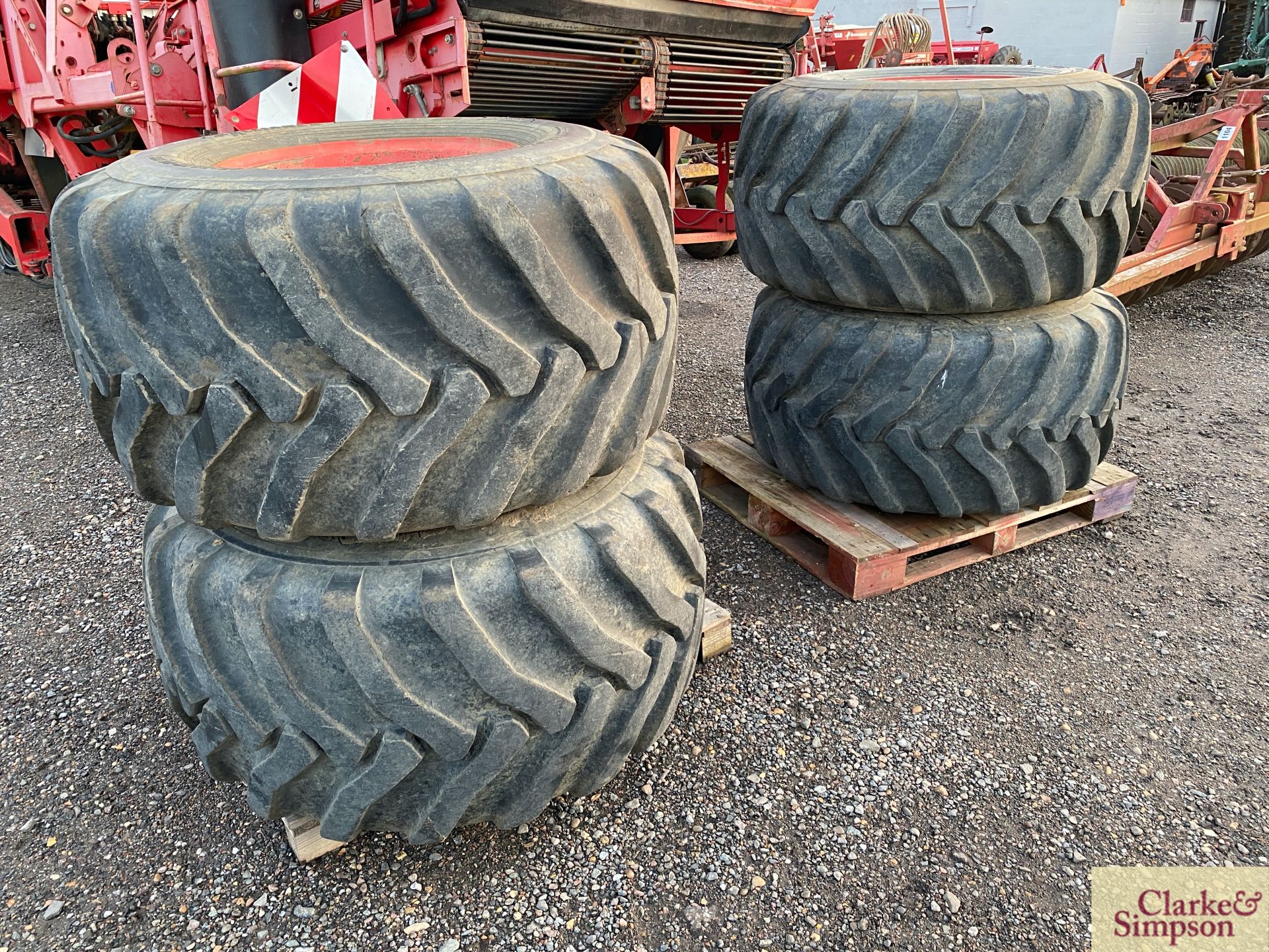 Set of 48x25.00-20 flotation wheels and tyres to fit Sands sprayer. *