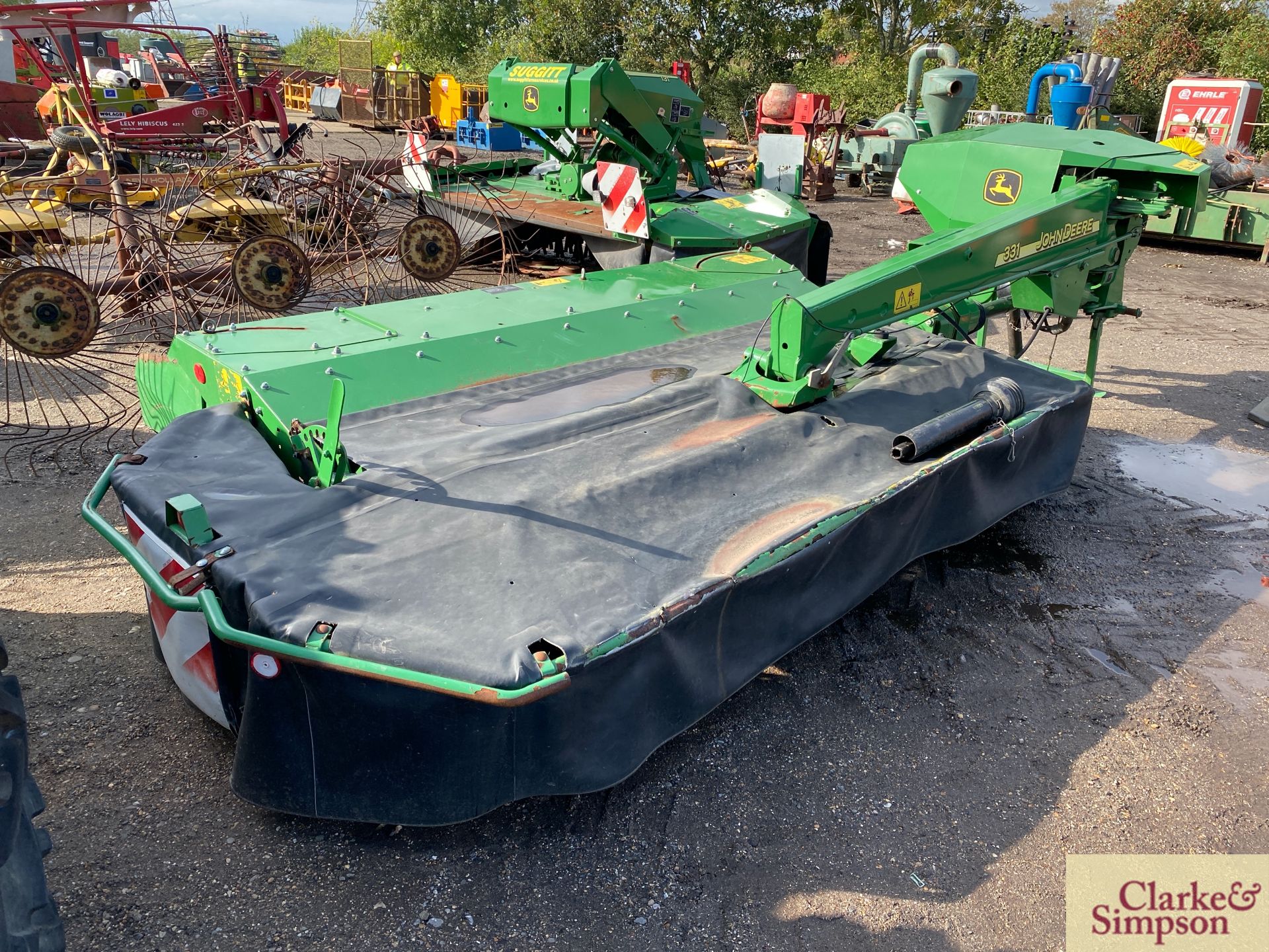 John Deere 331 mounted disc mower conditioner. 2013. * - Image 2 of 8