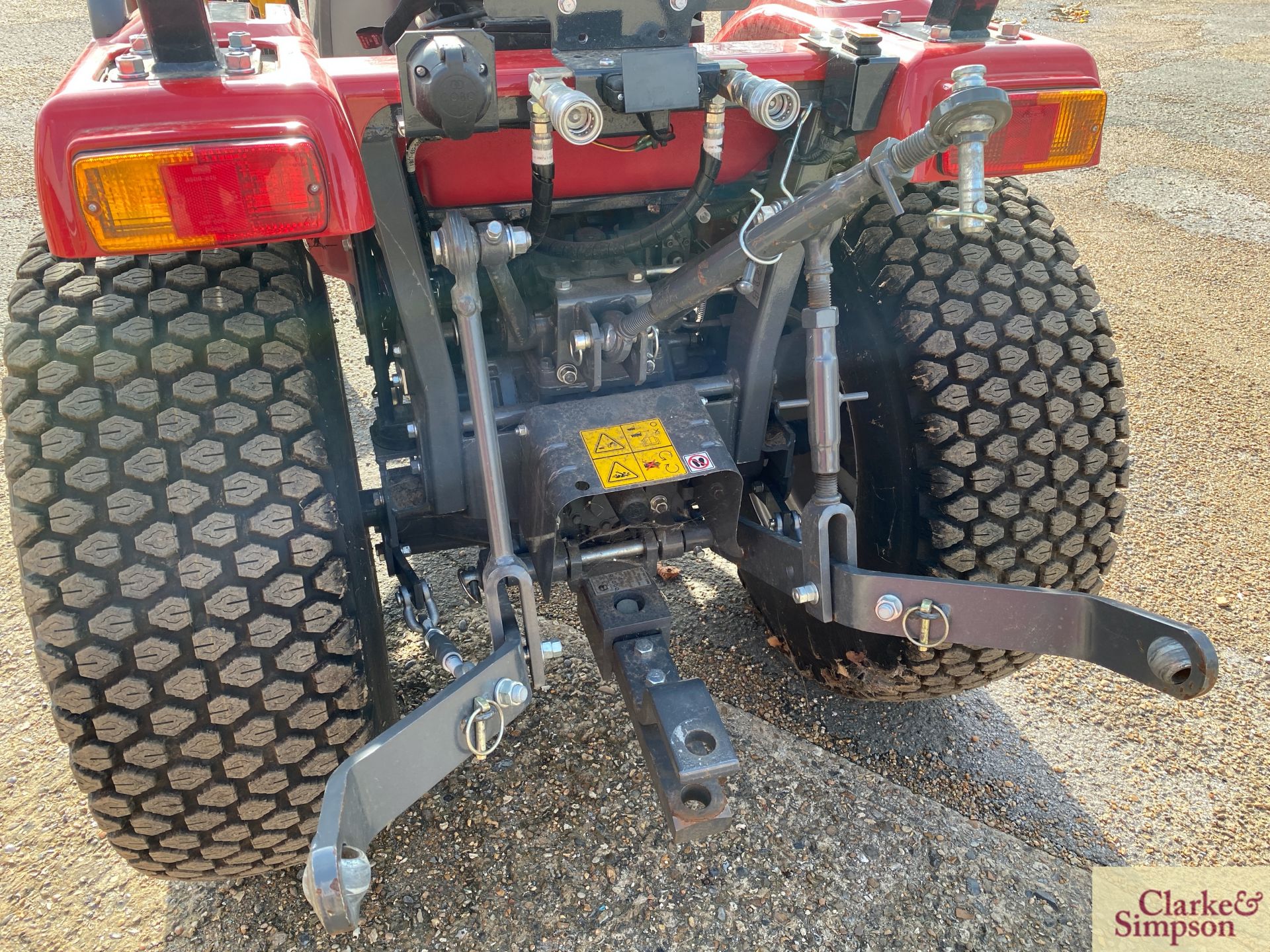 Massey Ferguson 1520 4WD compact tractor. 2017. Registration AY19 BXB. Date of first registration - Image 17 of 38