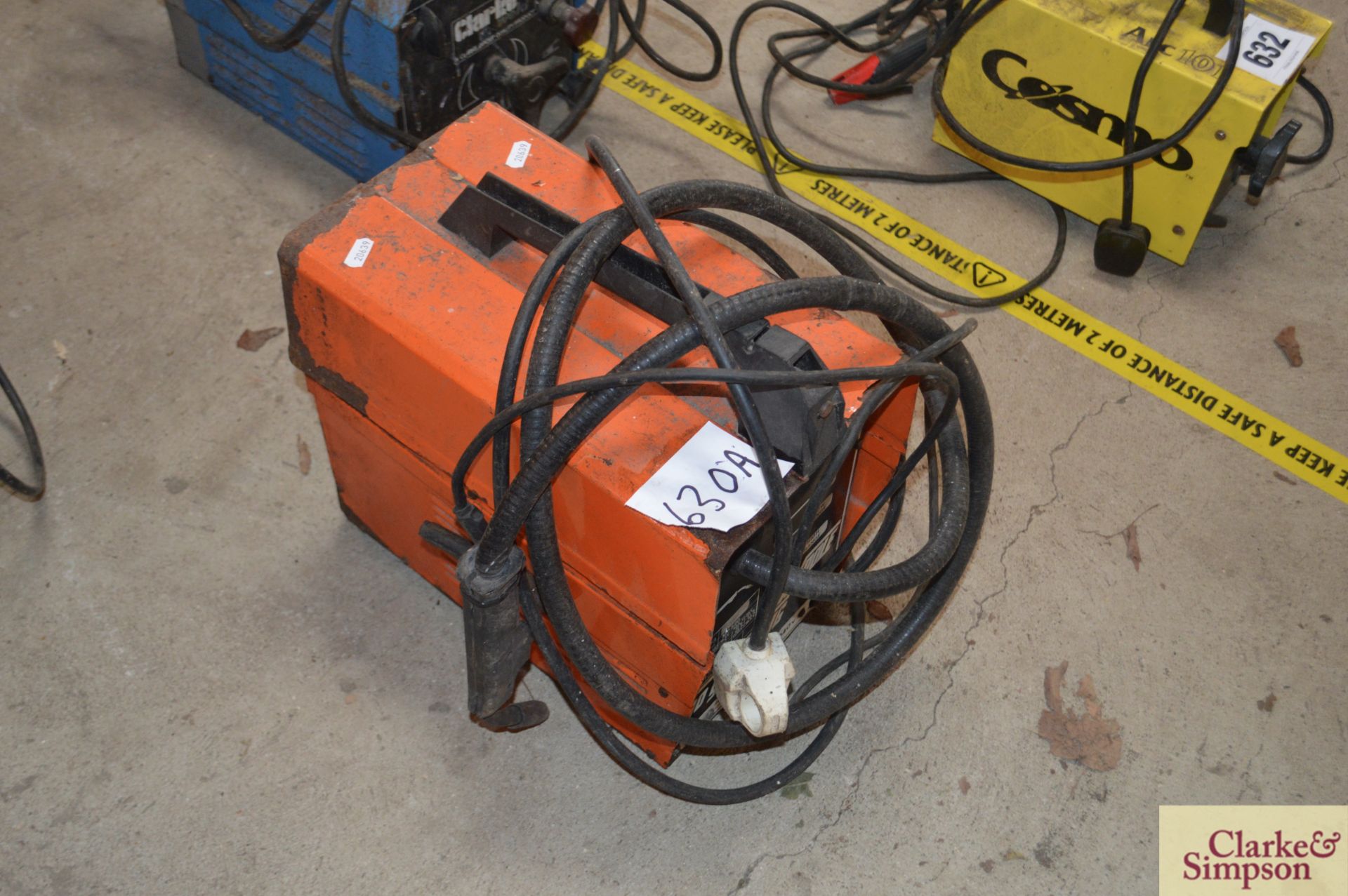 Maypole mig welder.