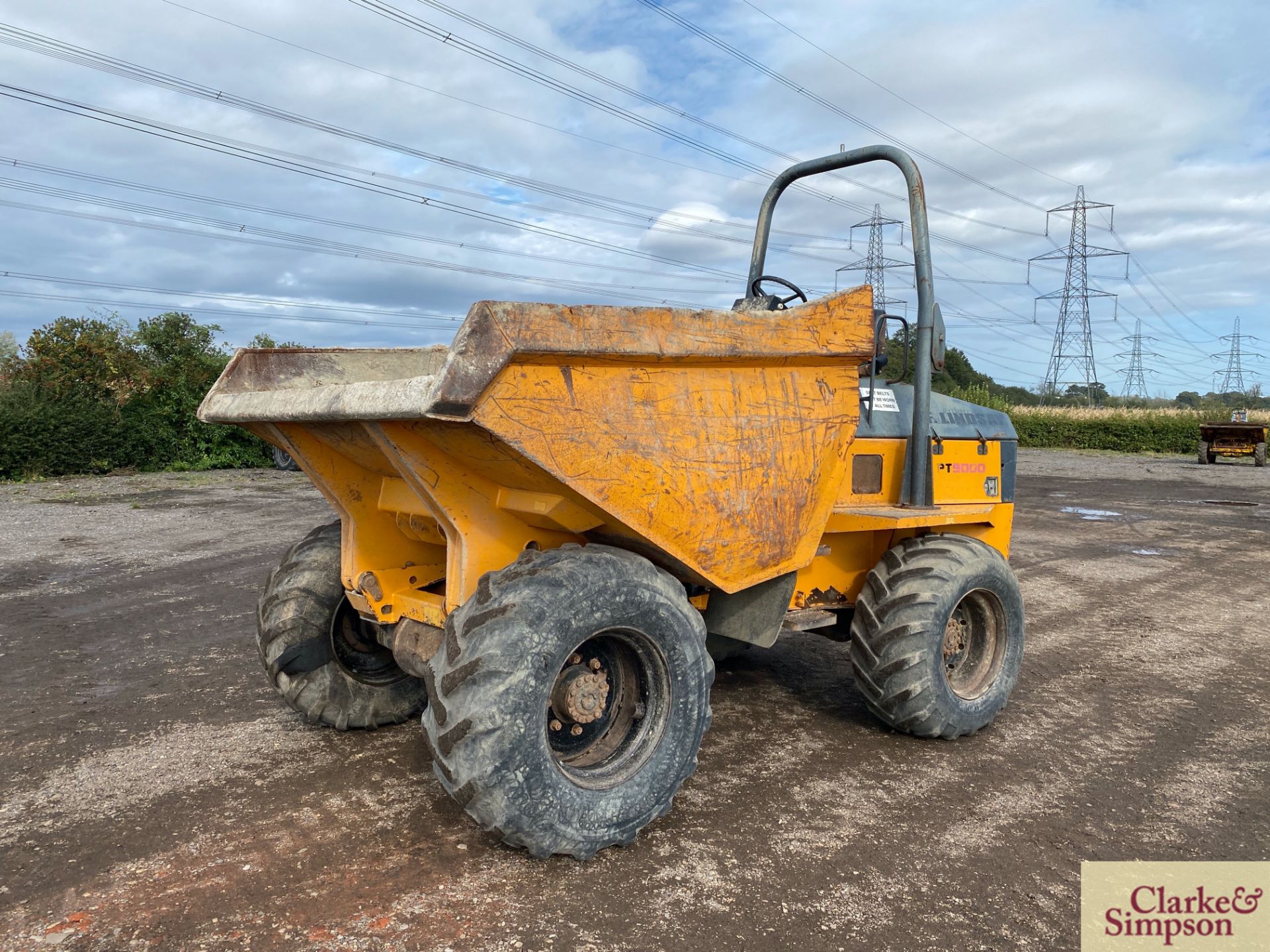 Benford 9T 4WD pivot steer dumper. 2005. Serial number SLBDINOOE507EW274. 500/60R22.5 wheels and