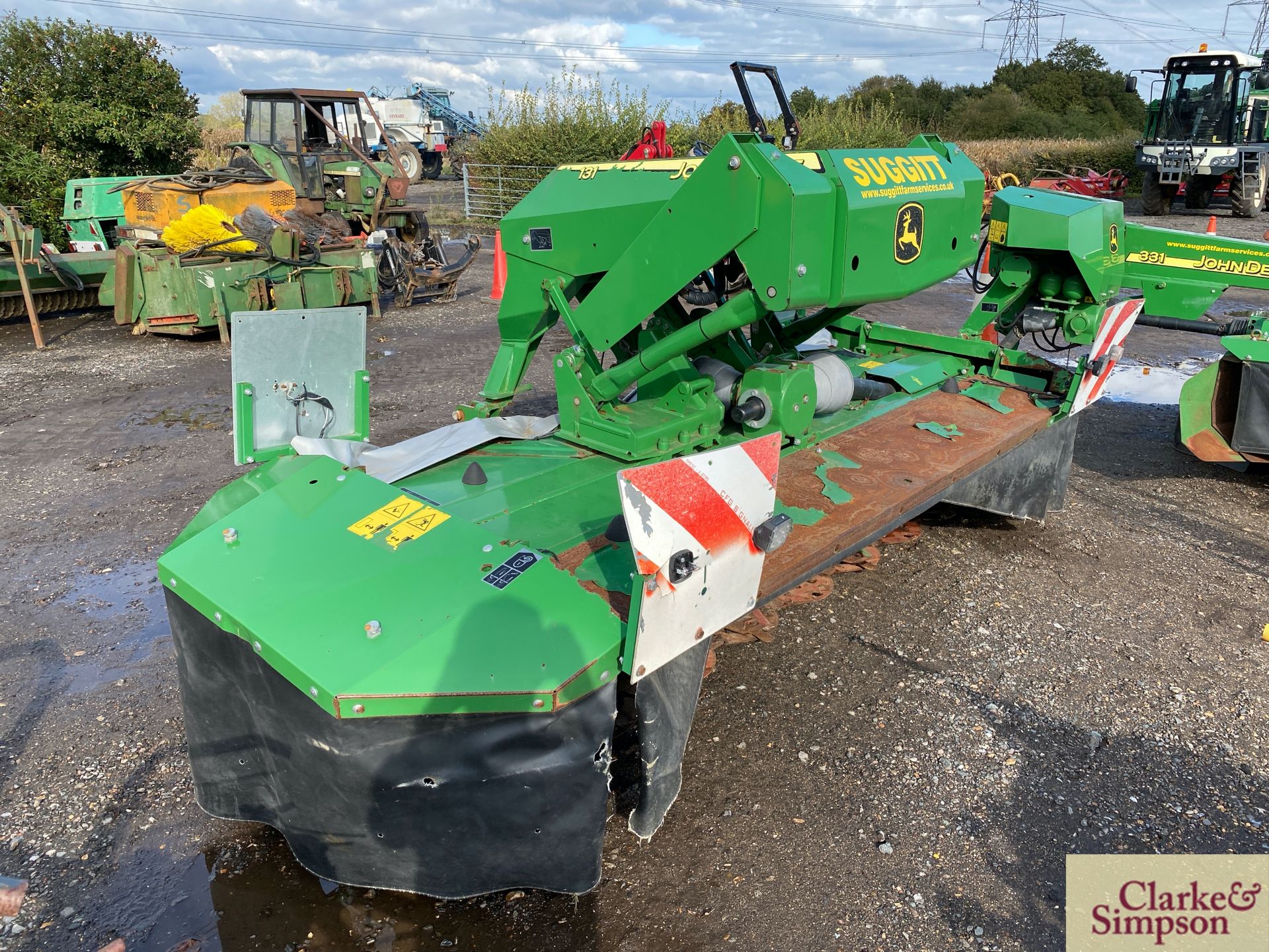 John Deere 131 front mounted disc mower conditioner. 2013. * - Image 2 of 7