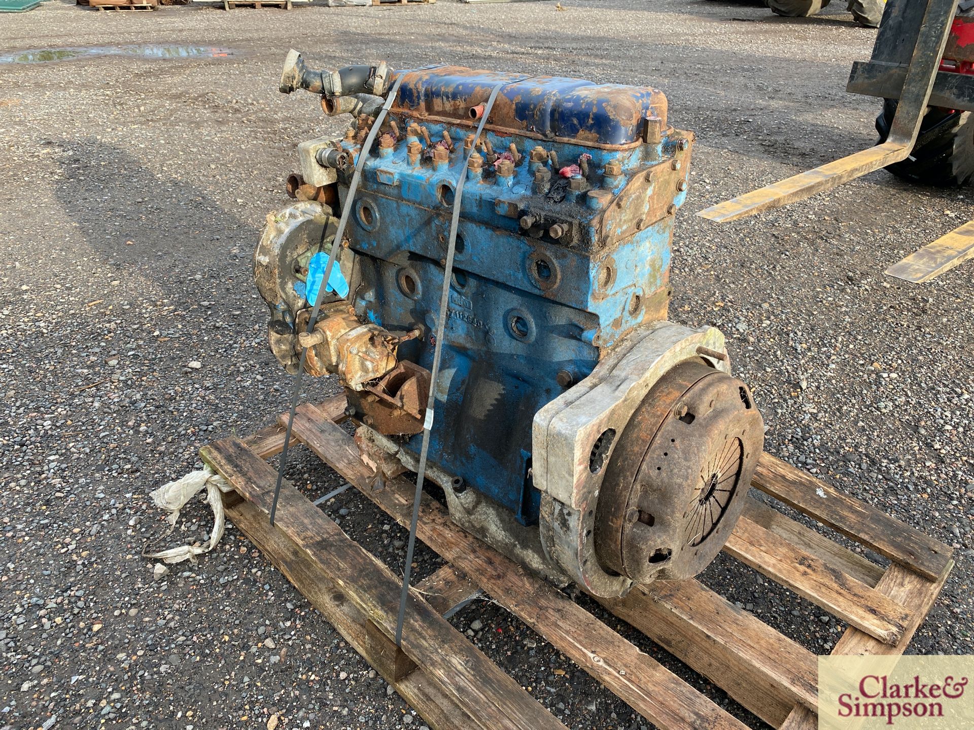 Perkins 7236 engine for spares.