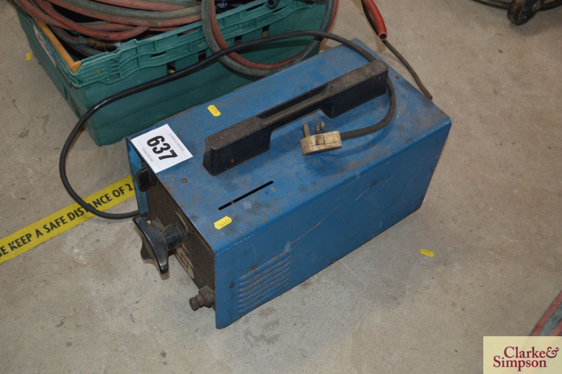 170A welder. - Image 2 of 2