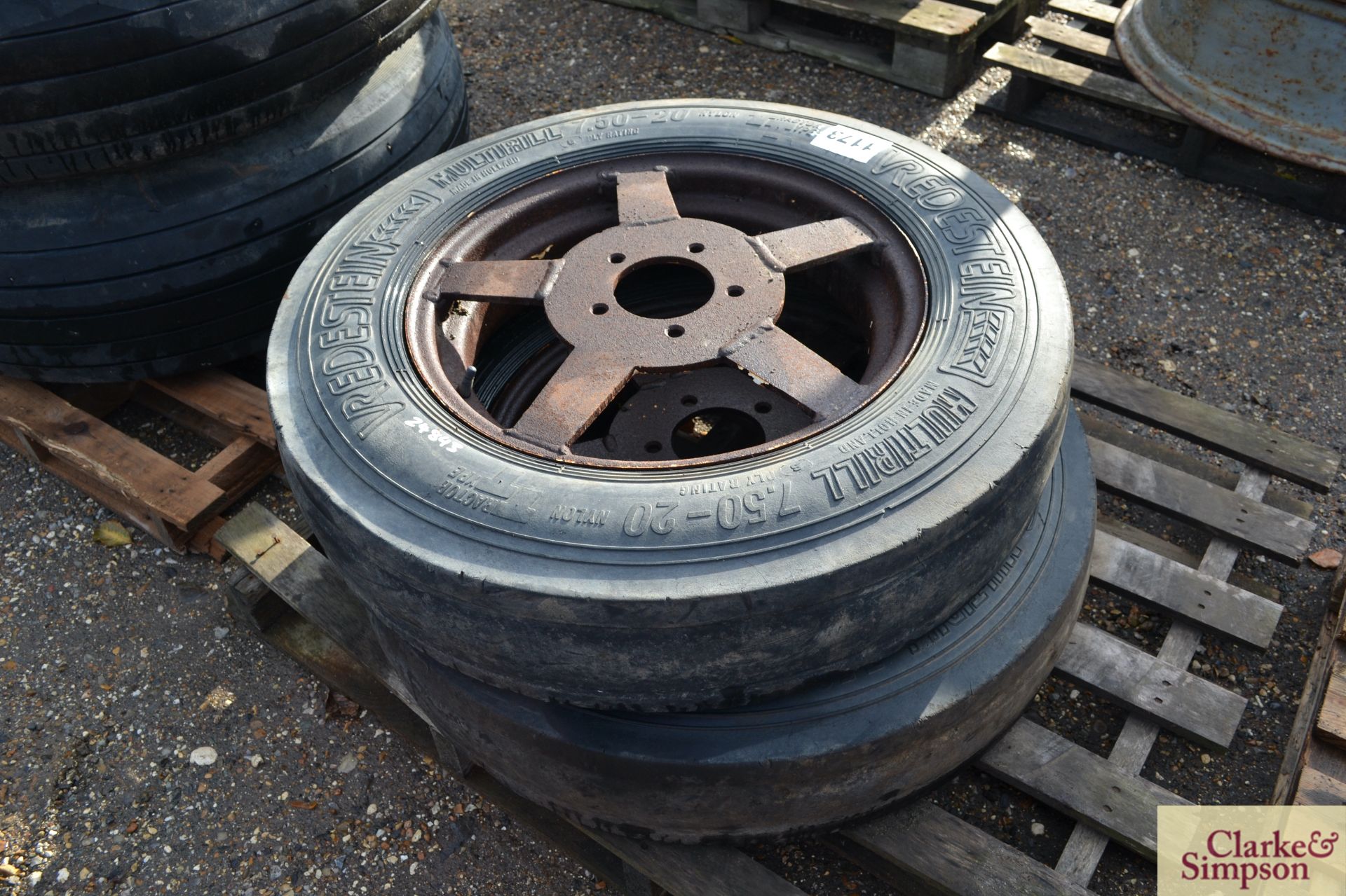 2x 7.50-20 wheels and tyres. * - Image 2 of 2