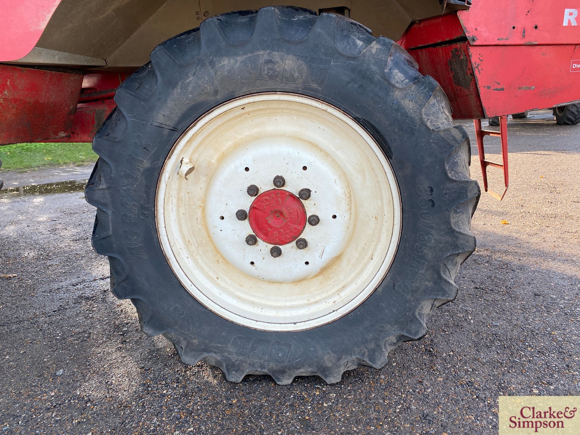 Bateman RB35 24m 4WD self-propelled sprayer. Registration WA13 FHY. Date of first registration 03/ - Image 29 of 48