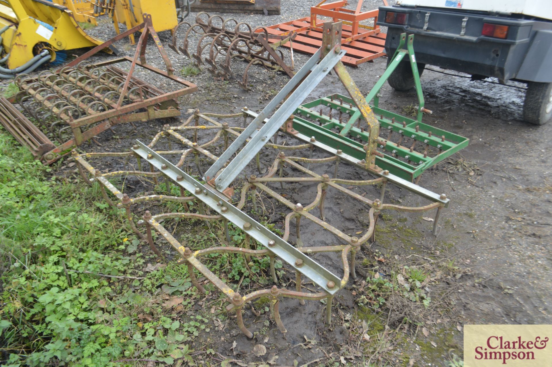 Linkage mounted two gang seed harrow. - Image 2 of 4