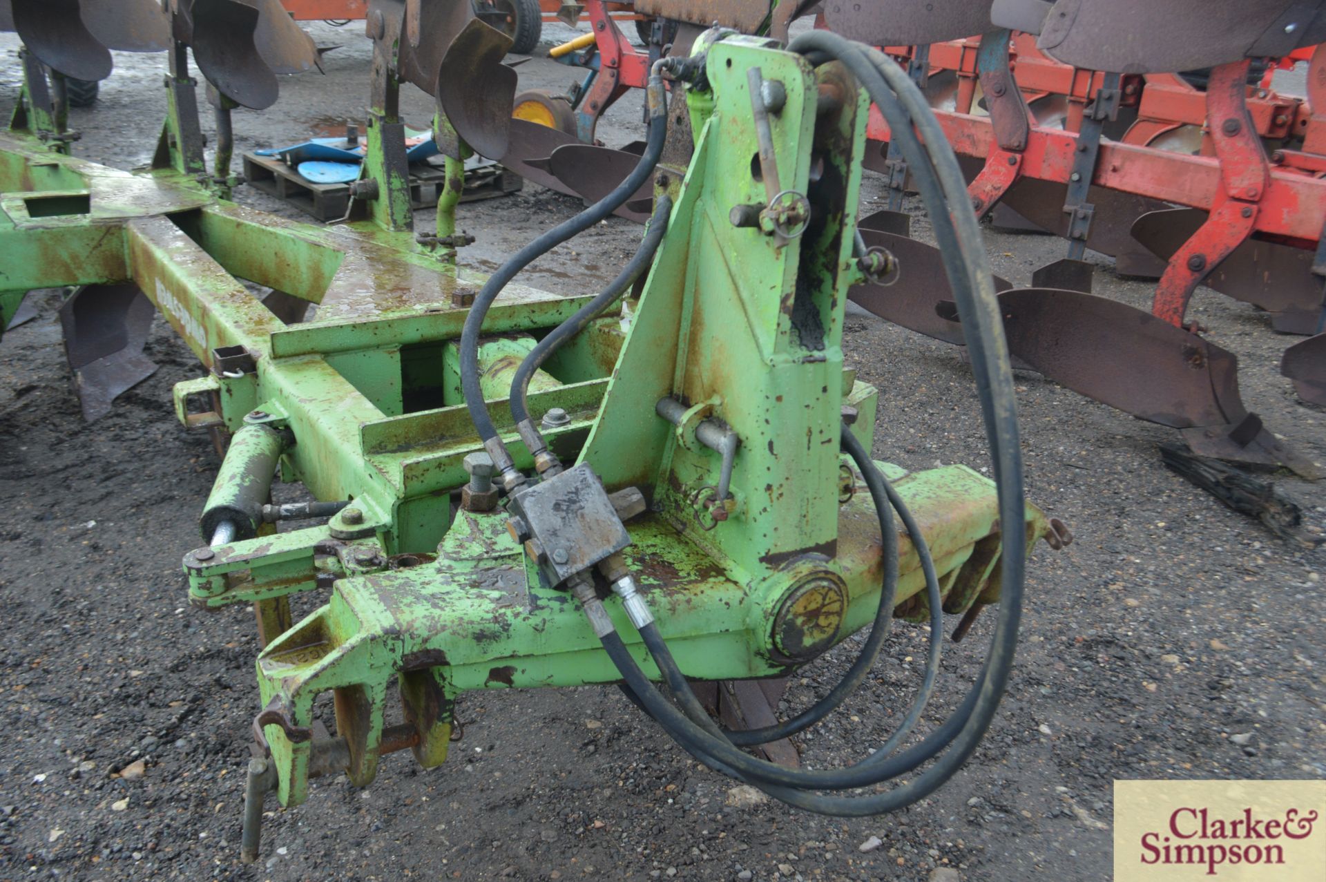 Dowdeswell DP7D2 4+1F reversible plough. Serial number 8812344. With rear discs. Owned from new. * - Image 7 of 10