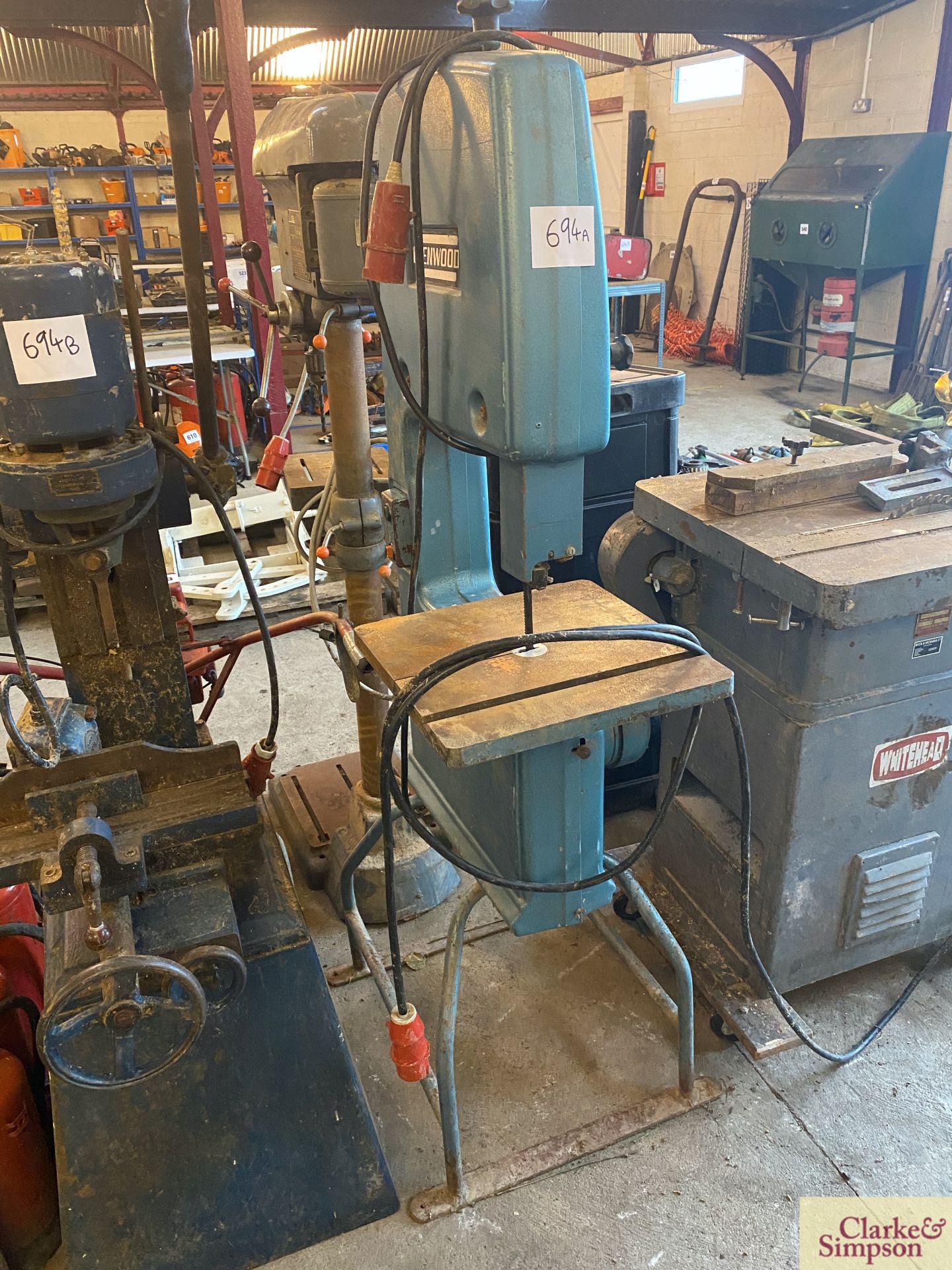 Evenwood band saw on stand. - Image 2 of 3