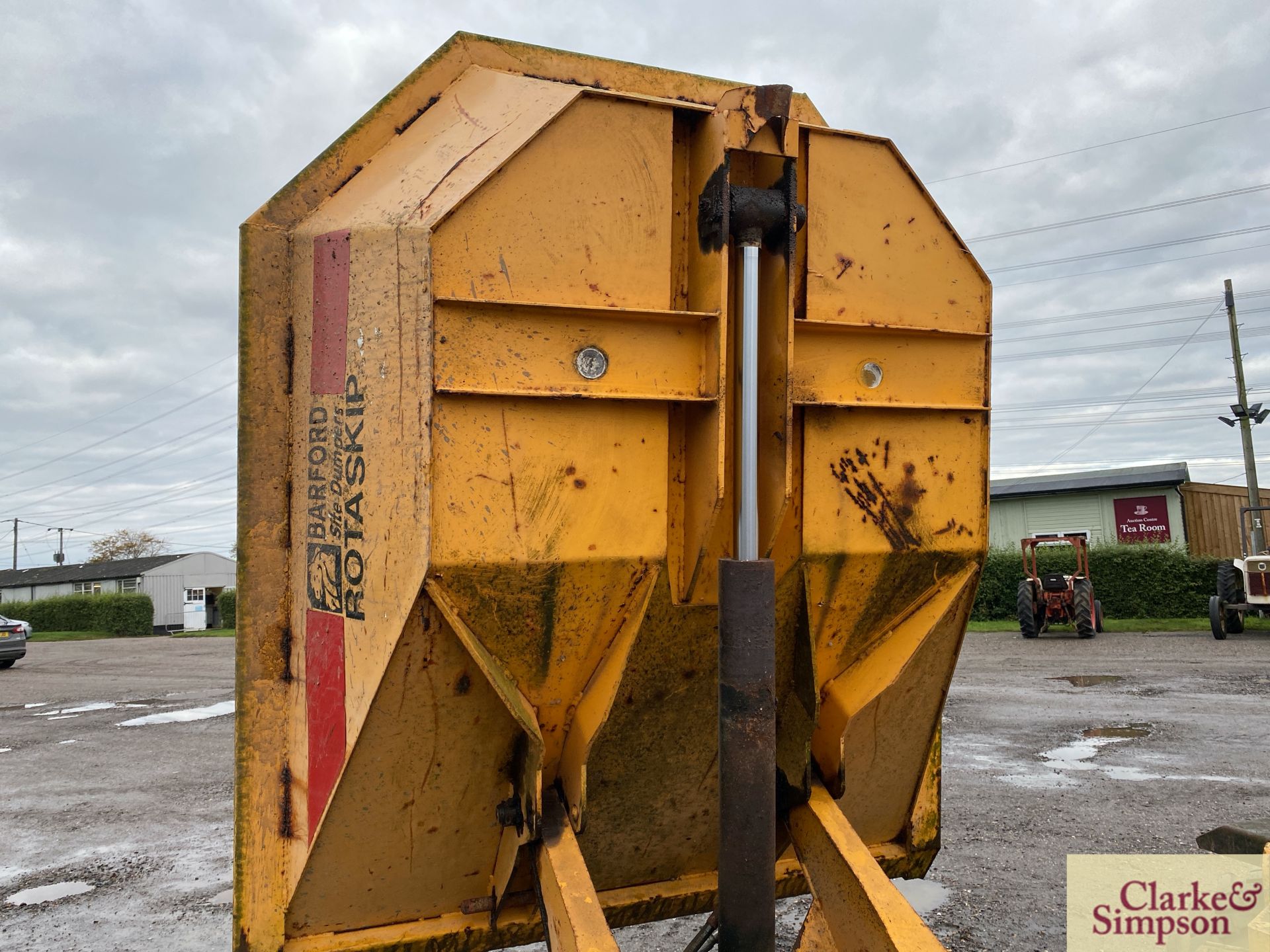 Barford SRX3000 3T swivel tip 4WD pivot steer dumper. Registration AP02 KYN. Date of first - Image 29 of 30