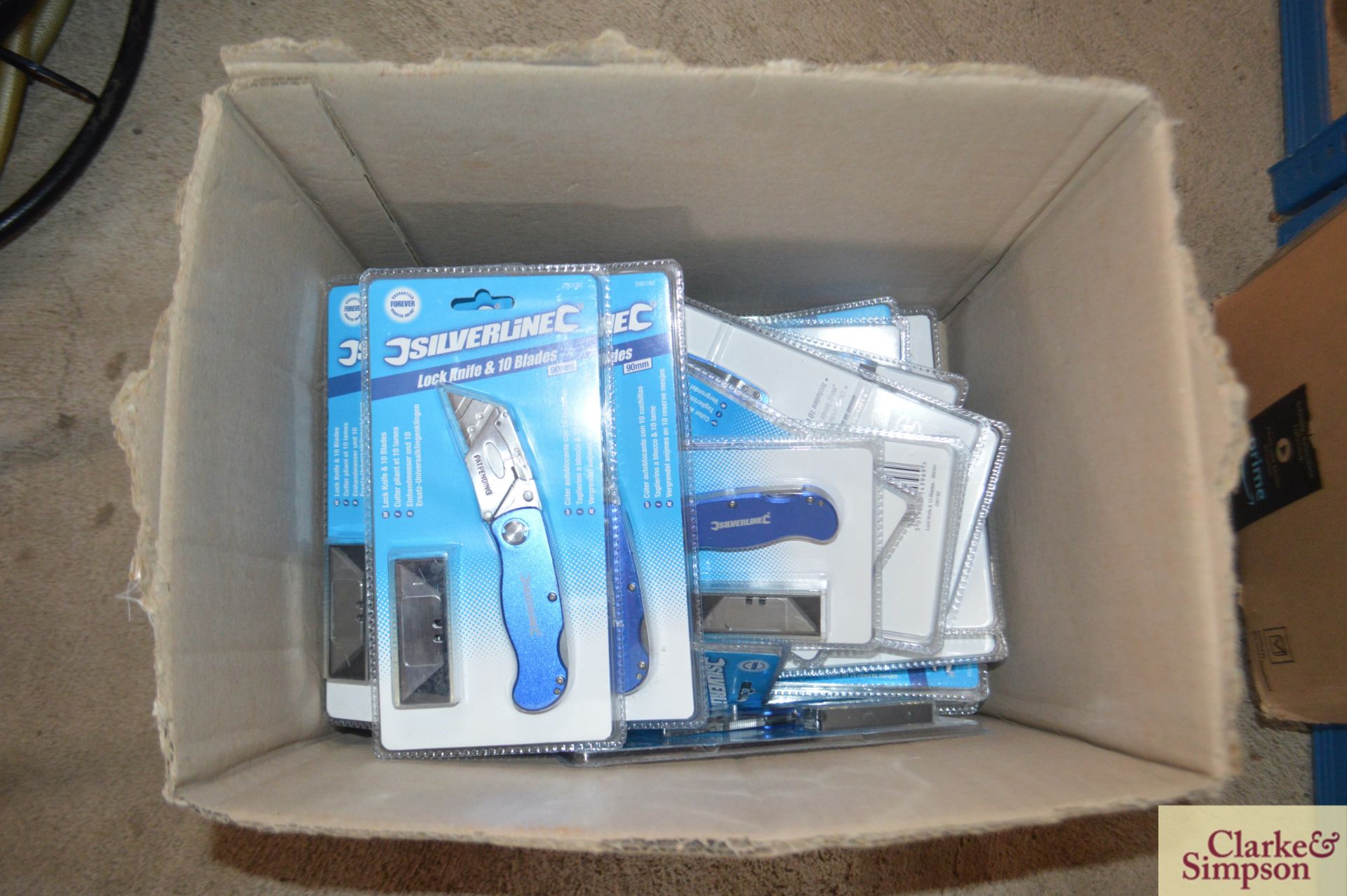 Quantity of unused Silverline lock knife and blade sets.