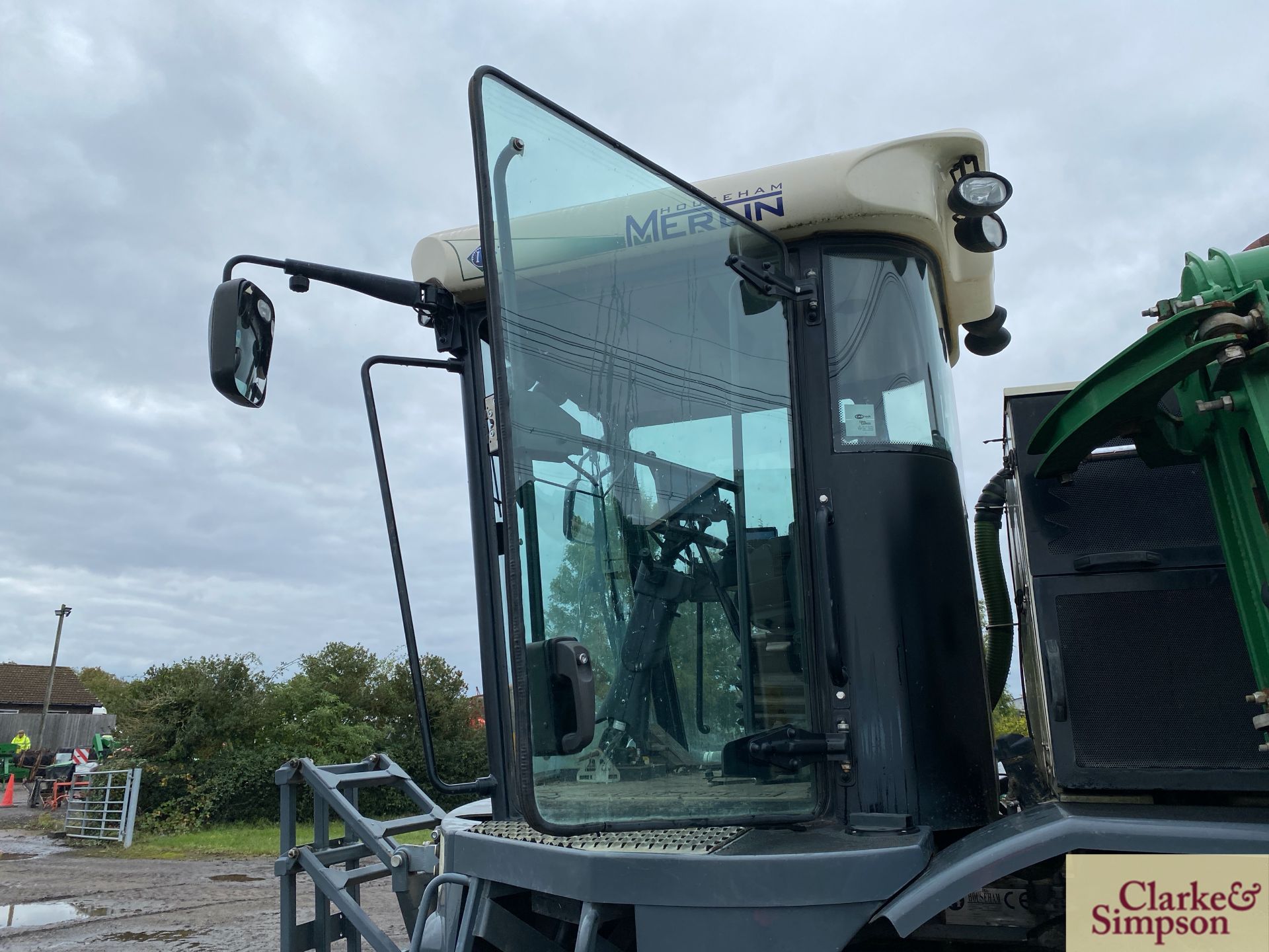 Househam Merlin M4/32 4WD 32m self-propelled sprayer. Registration AE14 LPN. Date of first - Image 31 of 54