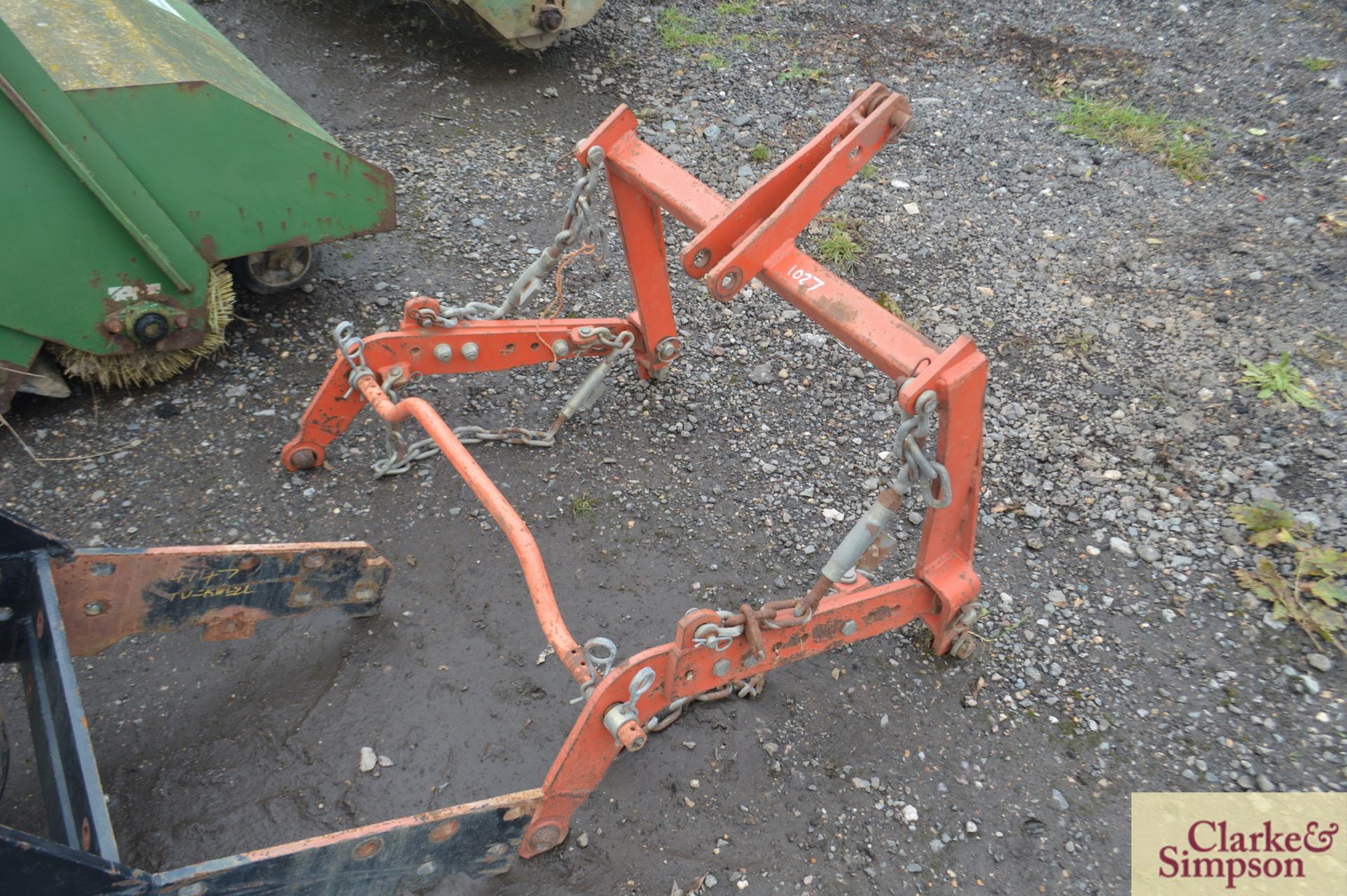 Power harrow drill linkage. * - Image 2 of 2