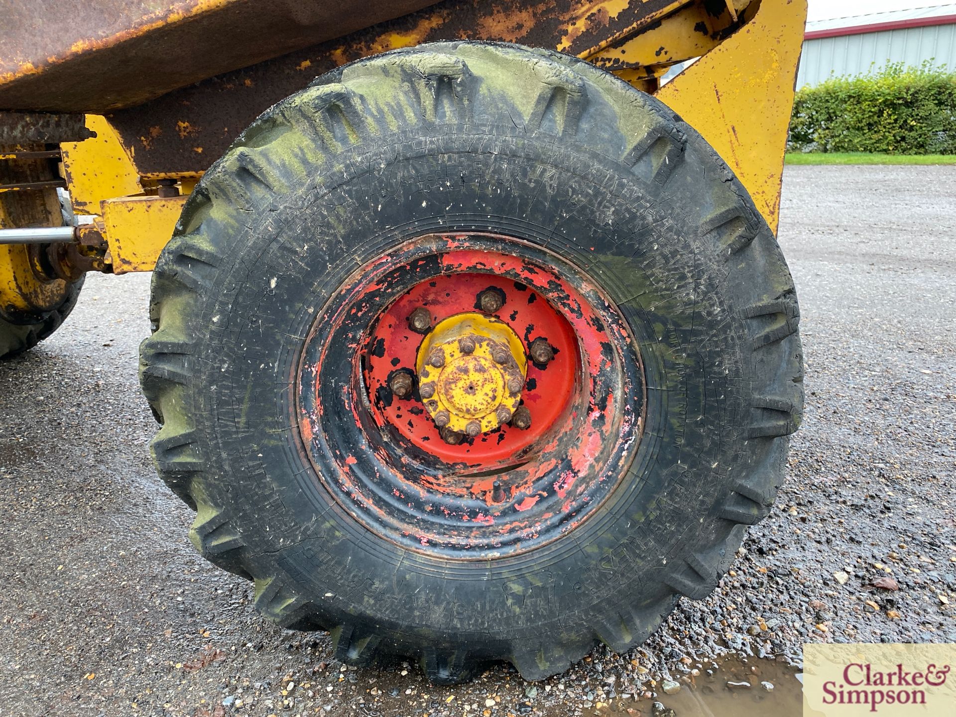 Winget 2.5T 4WD pivot steer dumper. 11.5/80R15 wheels and tyres. With electric start Lister 3cyl - Image 10 of 32