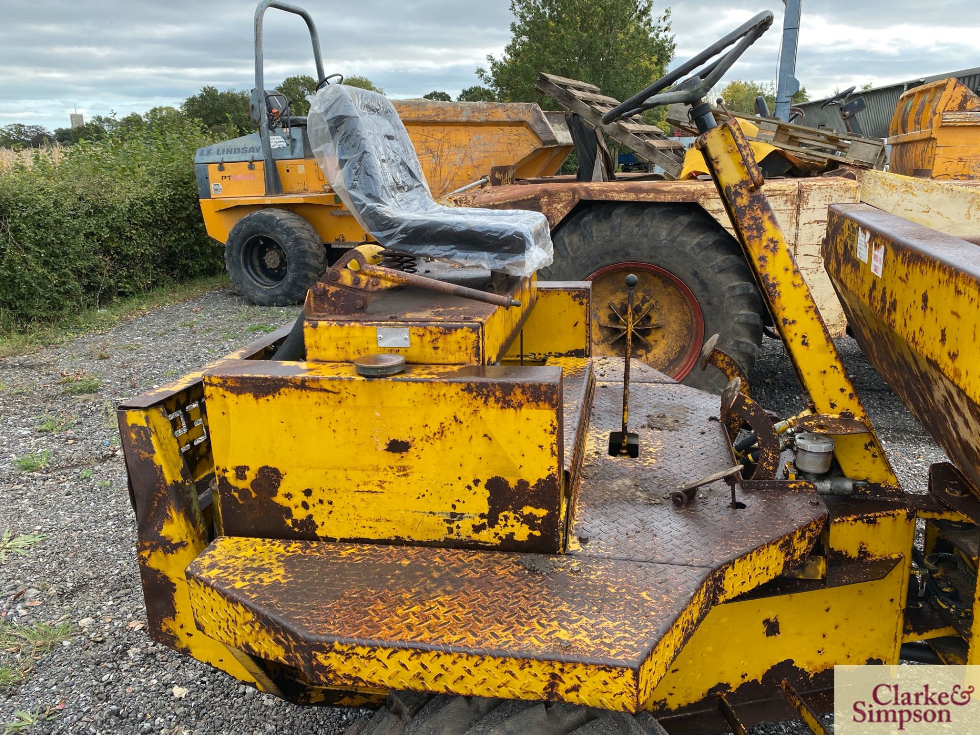 Thwaites 30cwt 4WD pivor steer dumper. 10.0/75-15.3 wheels and tyres. With manual start Petter PH2 - Image 12 of 31