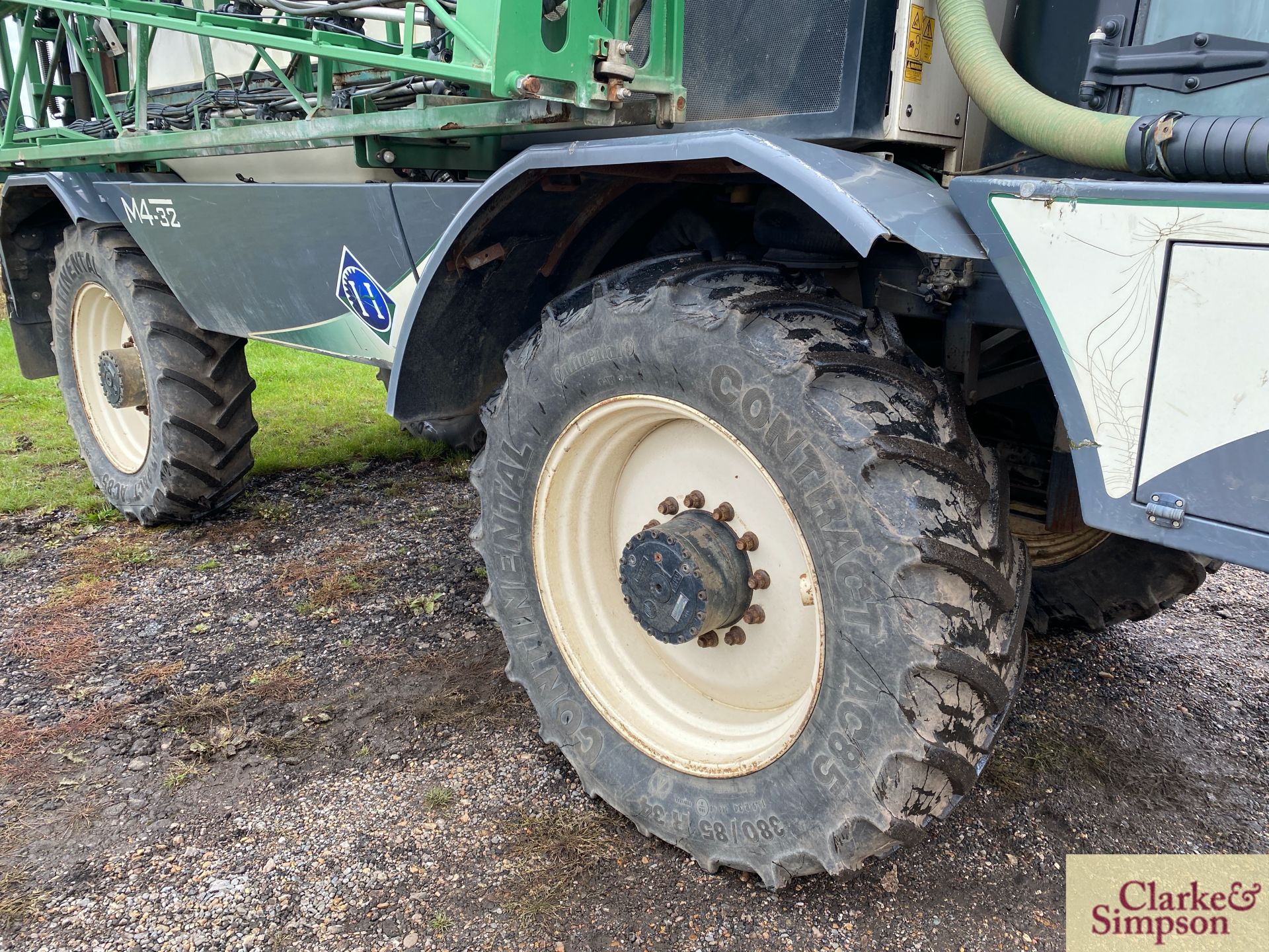 Househam Merlin M4/32 4WD 32m self-propelled sprayer. Registration AE14 LPN. Date of first - Image 11 of 54