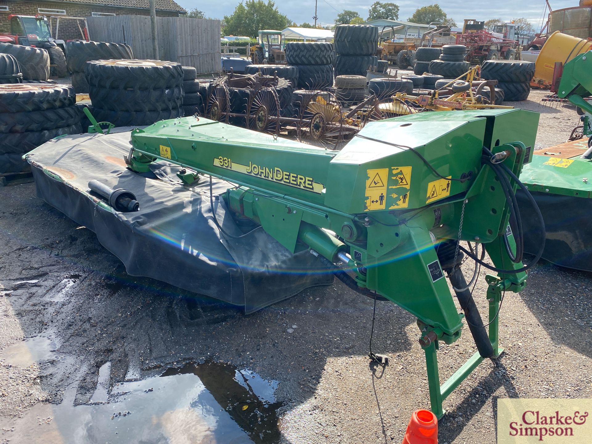 John Deere 331 mounted disc mower conditioner. 2013. * - Image 3 of 8