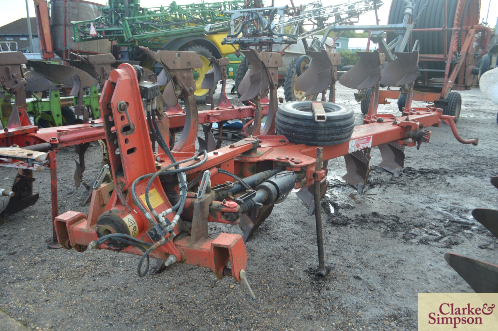 Gregoire Besson RB7 5F reversible plough. 1998. Serial number 705197. With No8 bodies and - Image 6 of 11