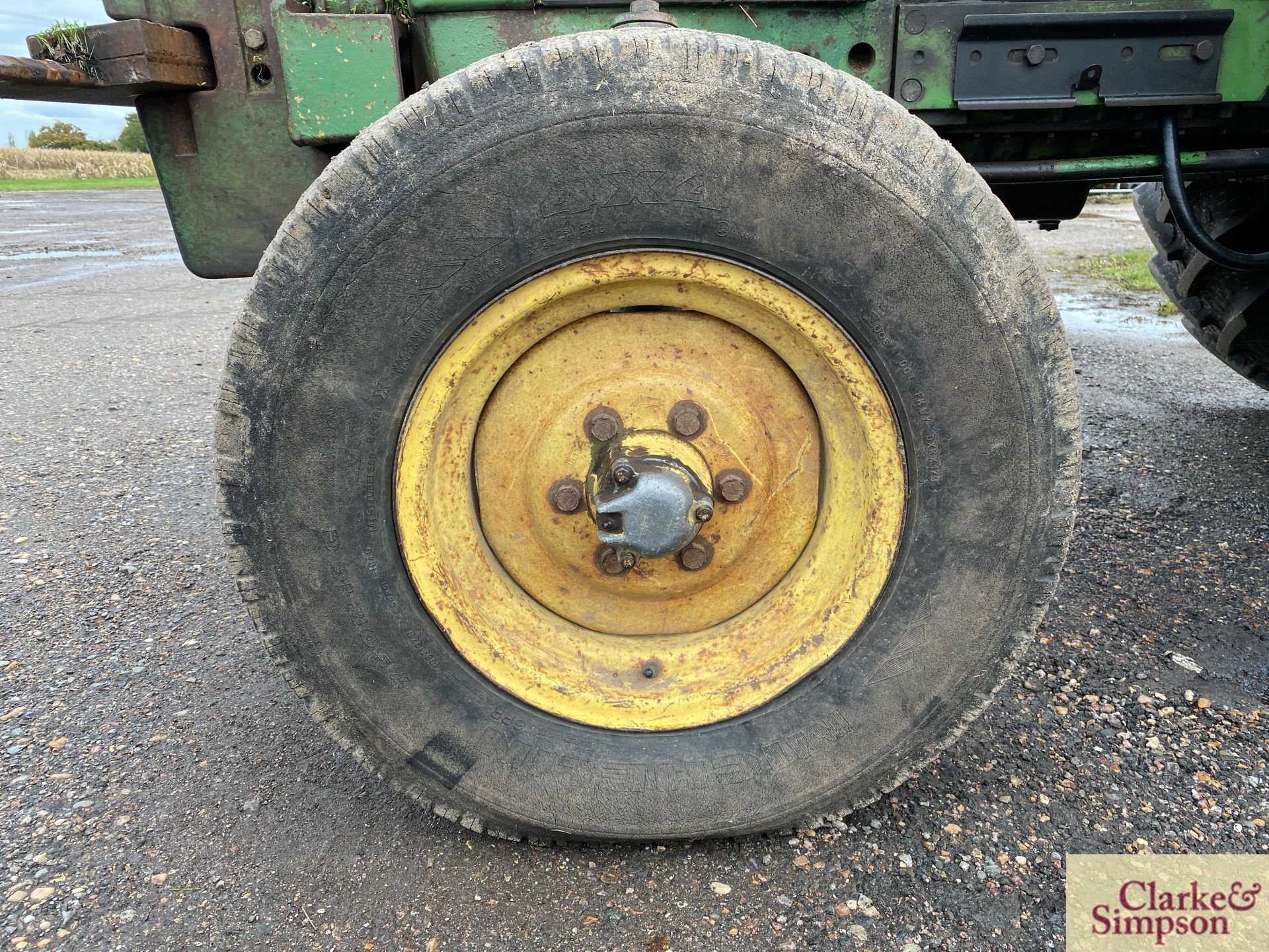 John Deere 2130 2WD tractor. Registration REX 815R (no paperwork). Date of first registration 11/ - Image 27 of 33