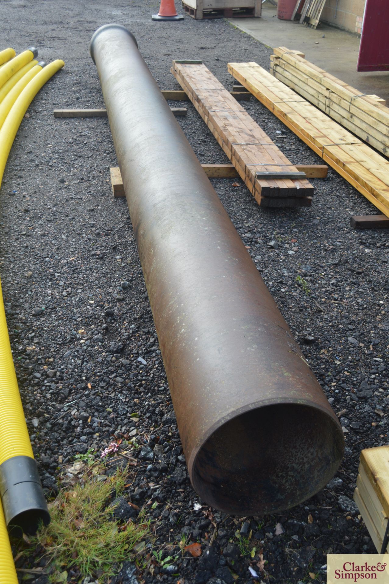 Large diameter 5.6m metal culvert pipe. - Image 2 of 4