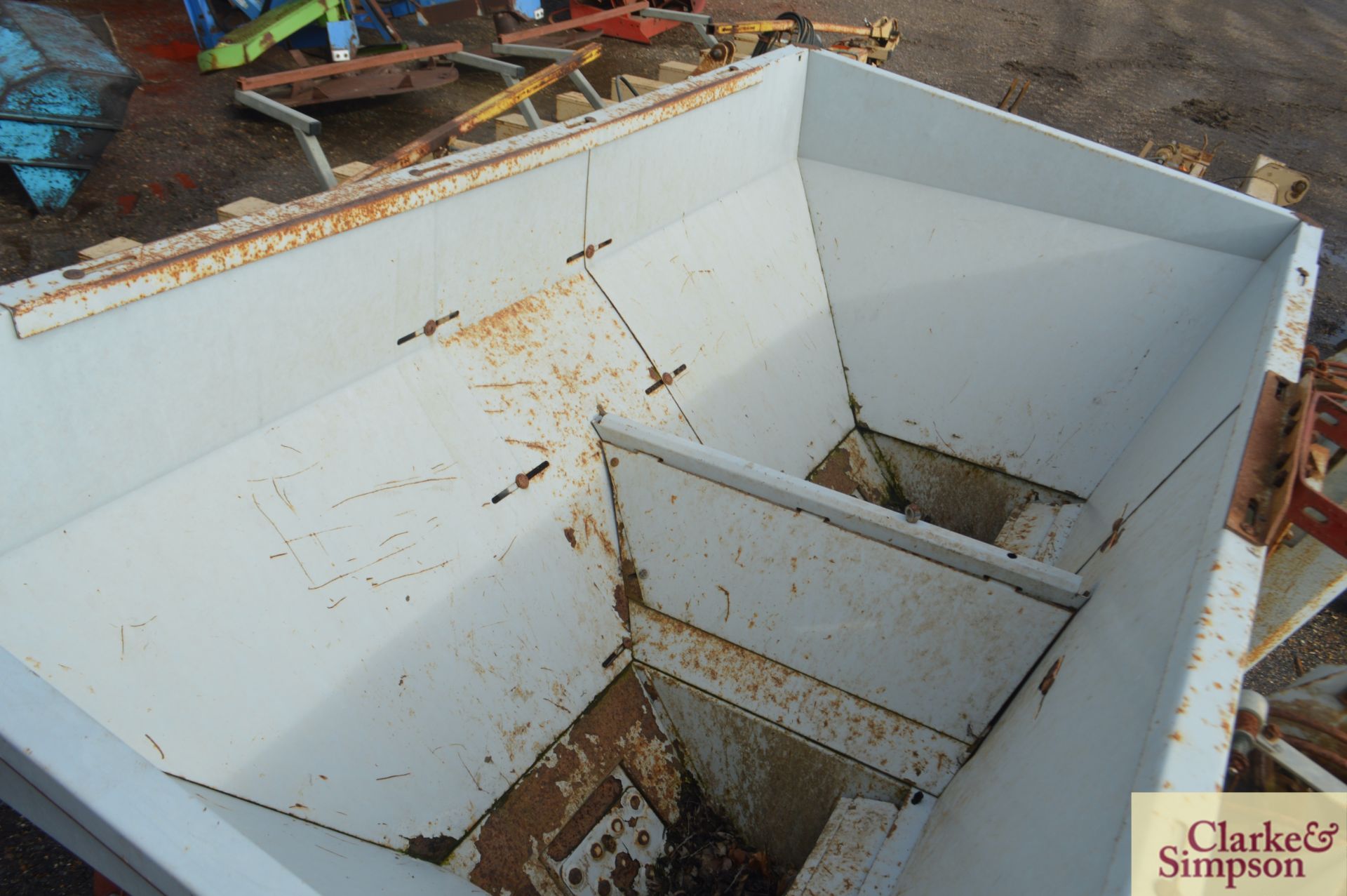 Reekie two row potato planter. * - Image 7 of 7