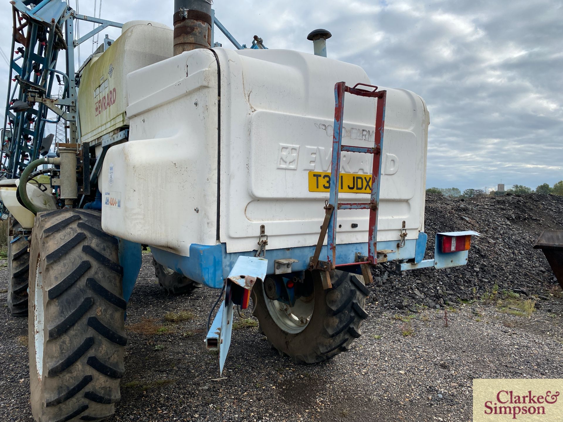 Evrard AHM 4004 24m 4WD self-propelled sprayer. Registration T371 JDX (no paperwork), Date of - Image 21 of 42