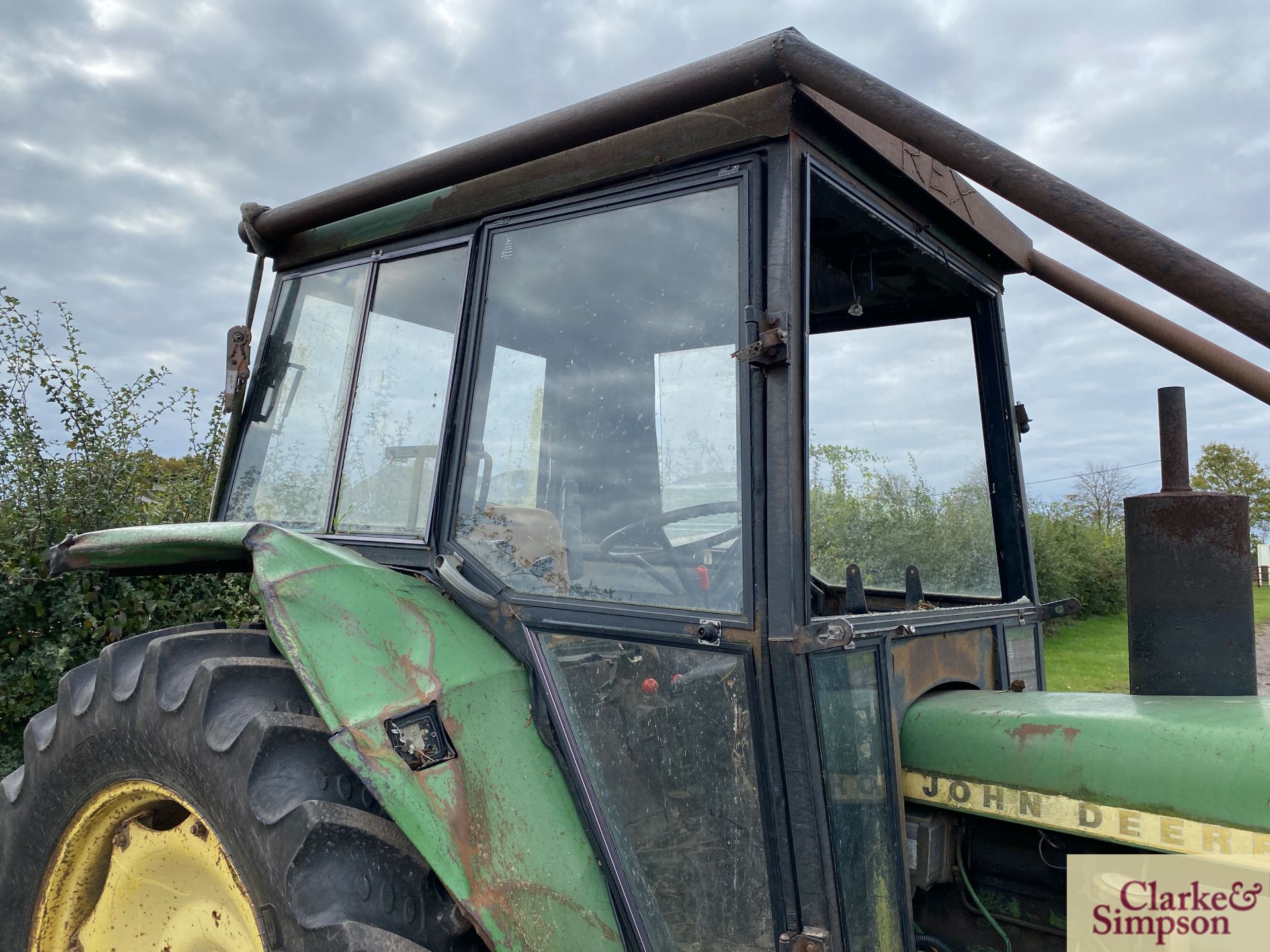 John Deere 2130 2WD tractor. Registration REX 815R (no paperwork). Date of first registration 11/ - Image 15 of 33