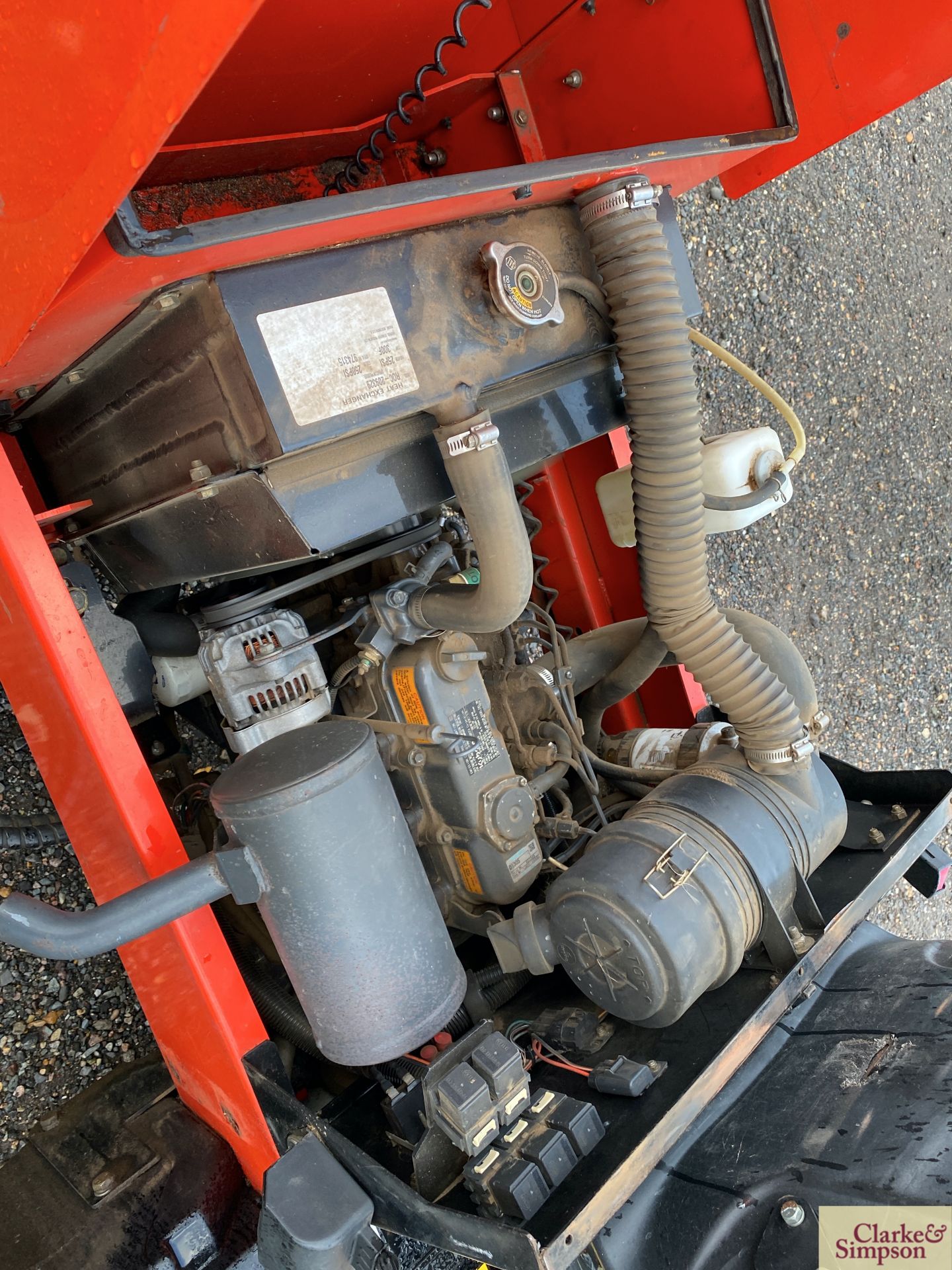 Jacobsen 628B Turfcat 4WD 60in diesel hydrostatic outfront mower. 1,600 hours. - Image 14 of 18