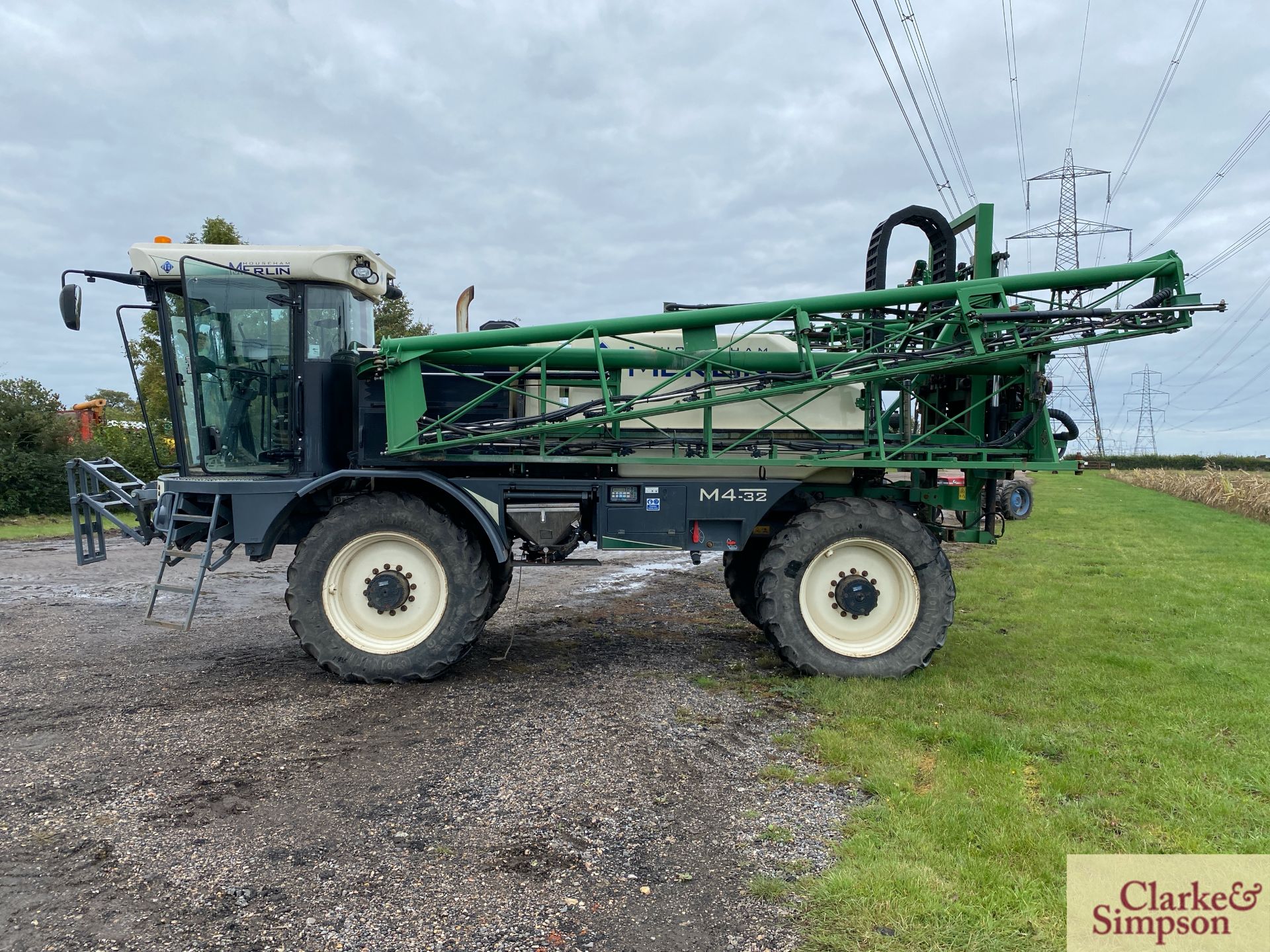 Househam Merlin M4/32 4WD 32m self-propelled sprayer. Registration AE14 LPN. Date of first - Image 6 of 54