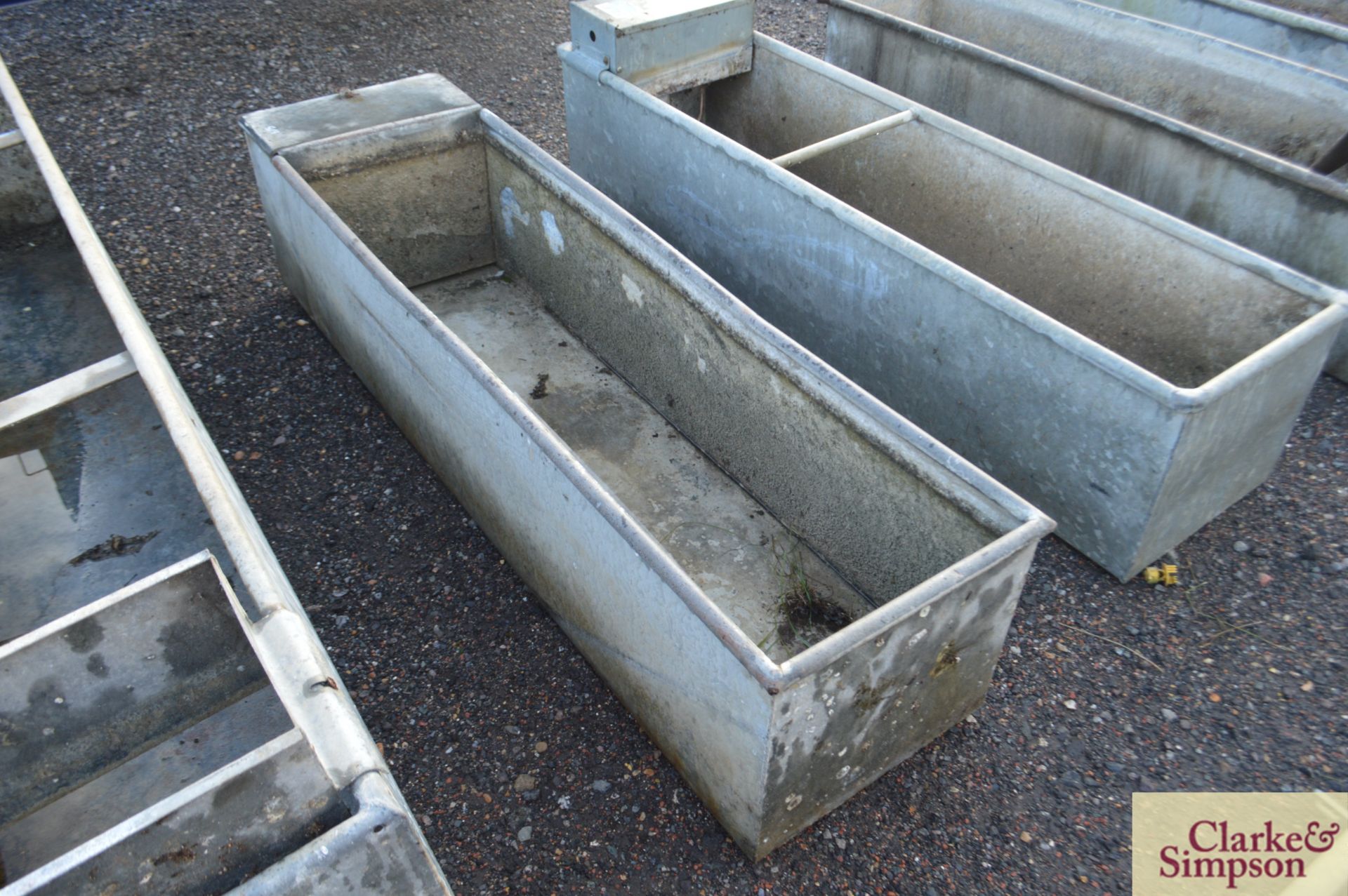 Large water trough. * - Image 2 of 3