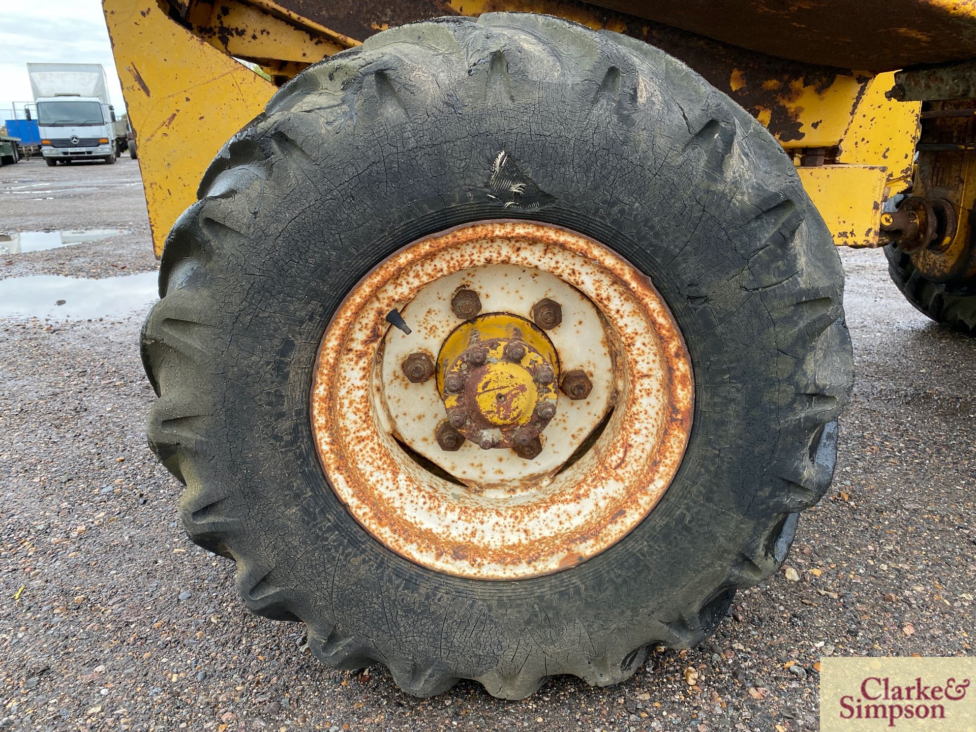 Winget 2.5T 4WD pivot steer dumper. 11.5/80R15 wheels and tyres. With electric start Lister 3cyl - Image 23 of 32