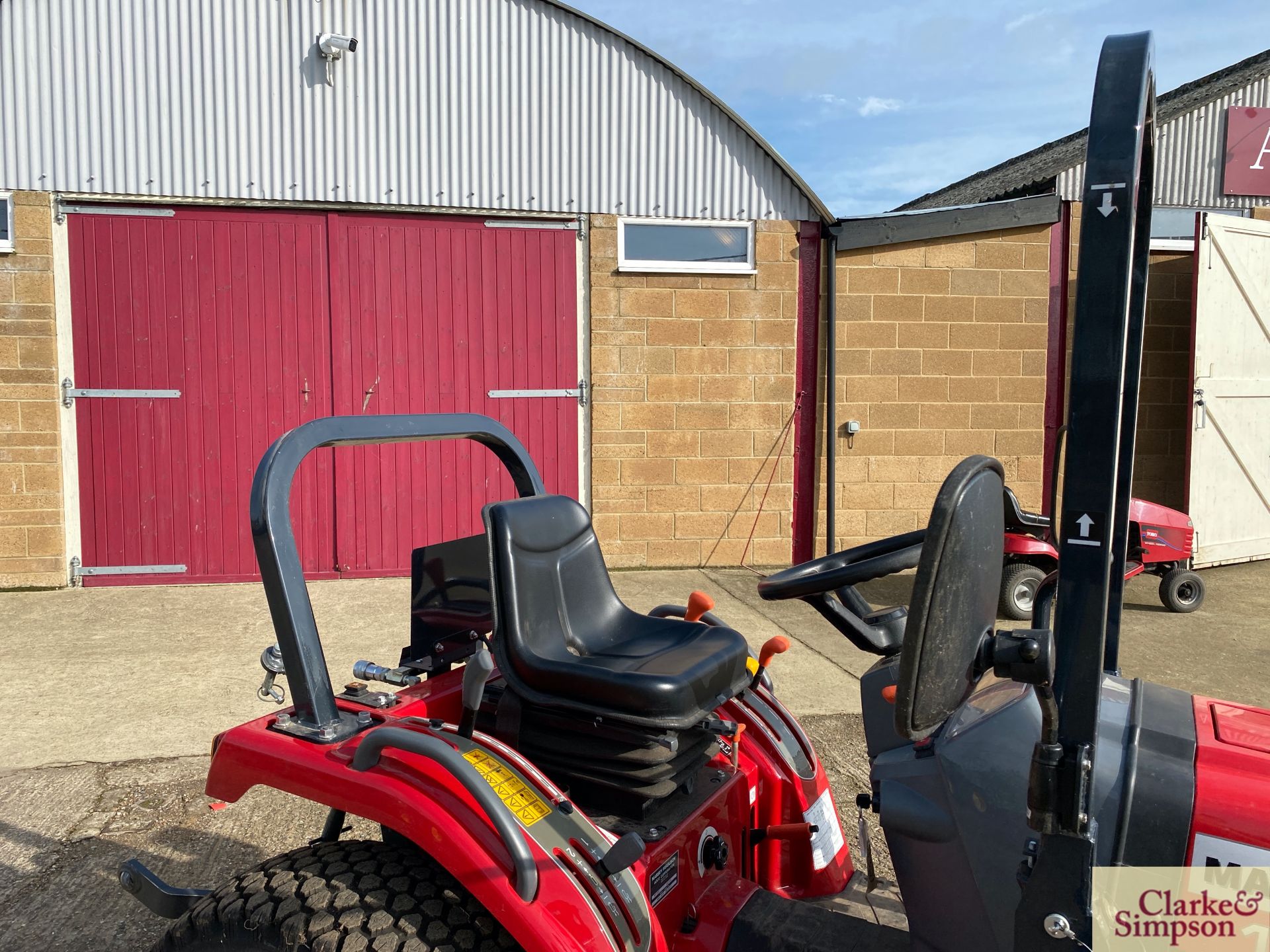 Massey Ferguson 1520 4WD compact tractor. 2017. Registration AY19 BXB. Date of first registration - Image 20 of 38