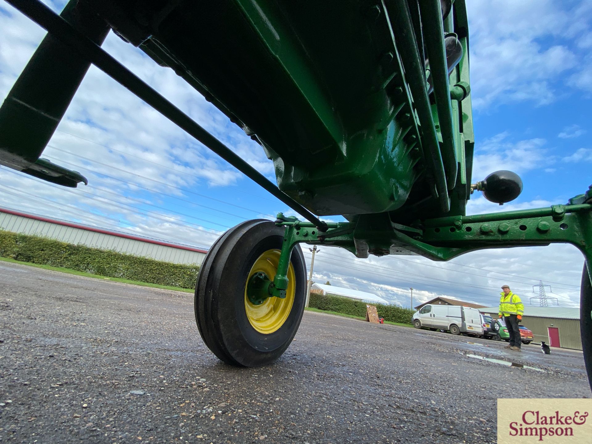 John Deere 2020 2WD tractor. Registration PRT 795F. Date of first registration 11/1967. Serial - Image 31 of 32