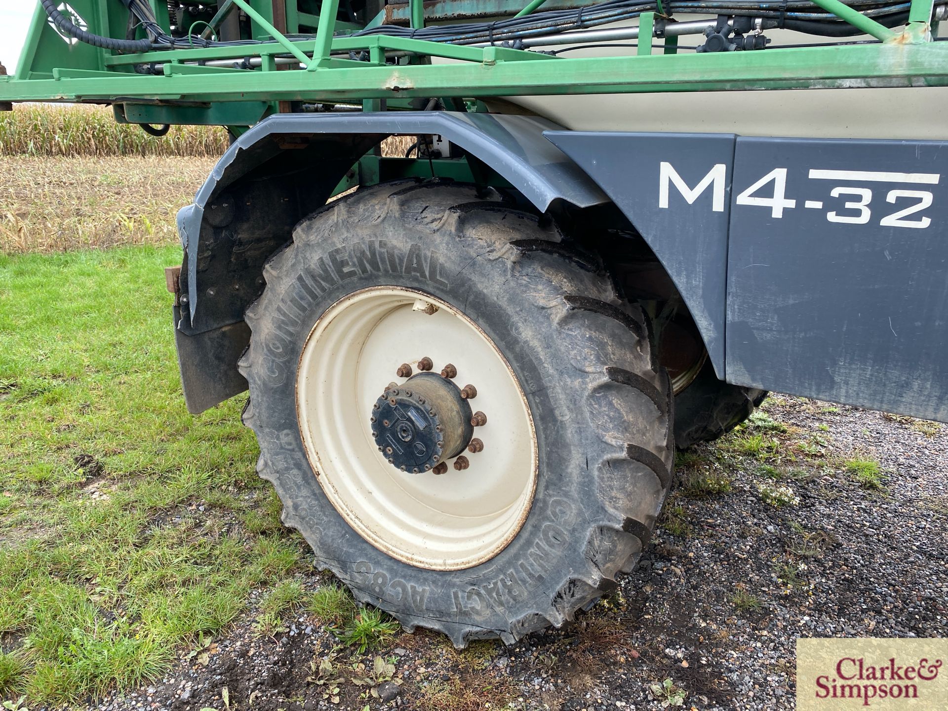 Househam Merlin M4/32 4WD 32m self-propelled sprayer. Registration AE14 LPN. Date of first - Image 15 of 54