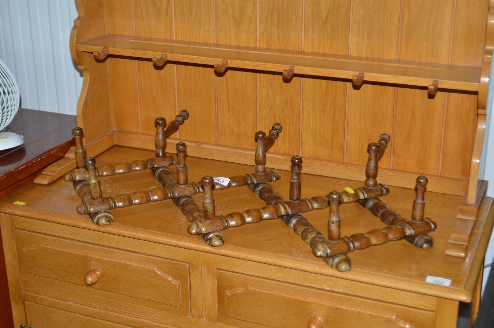 A folding coat rack