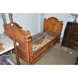 A single sleigh bed