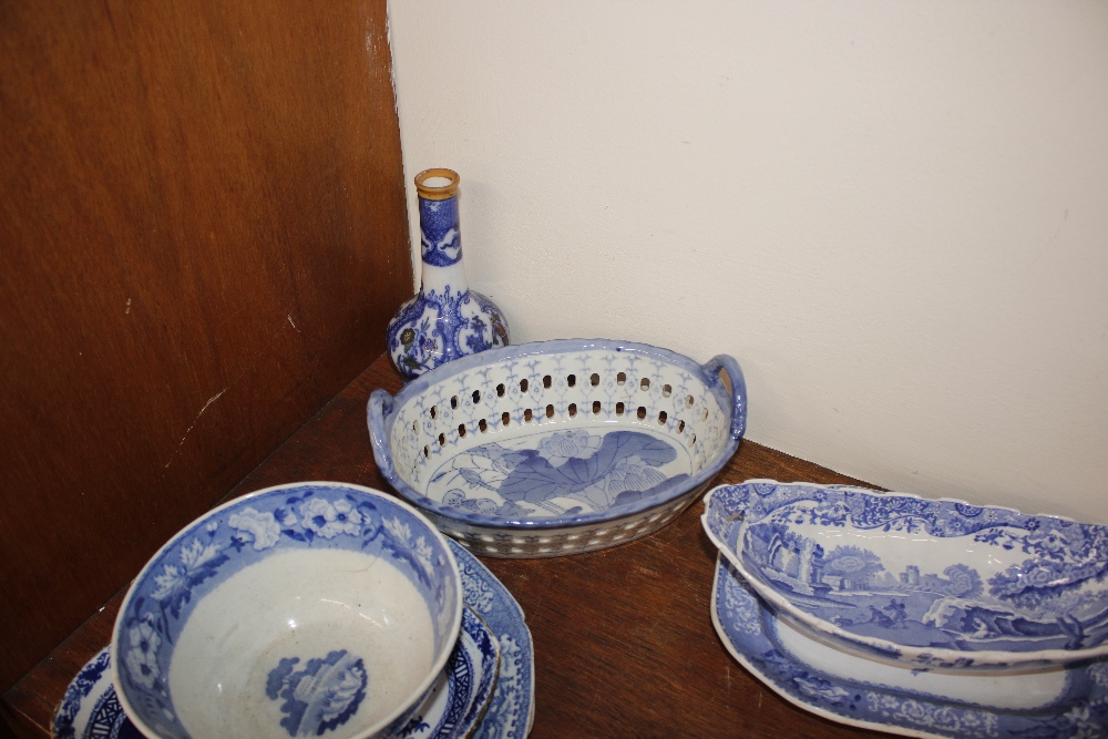 A 19th Century Copeland & Garrett late Spode pedestal fruit bowl, decorated the "Warwick Vase" - Image 7 of 7