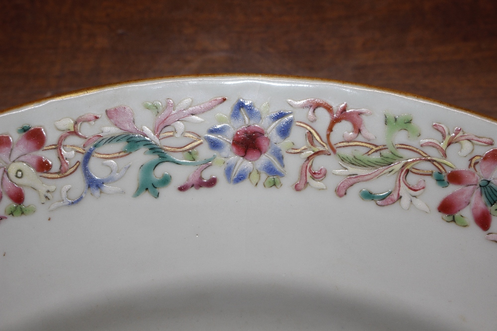 An 18th Century Chinese famille rose dish, with fighting cock decoration, 35cm dia. - Image 18 of 20