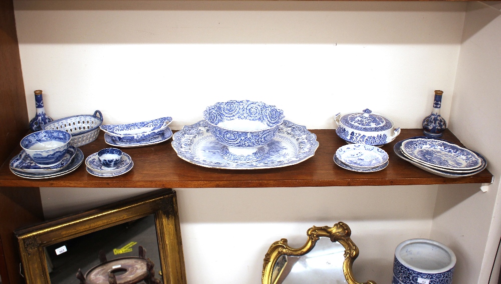 A 19th Century Copeland & Garrett late Spode pedestal fruit bowl, decorated the "Warwick Vase"