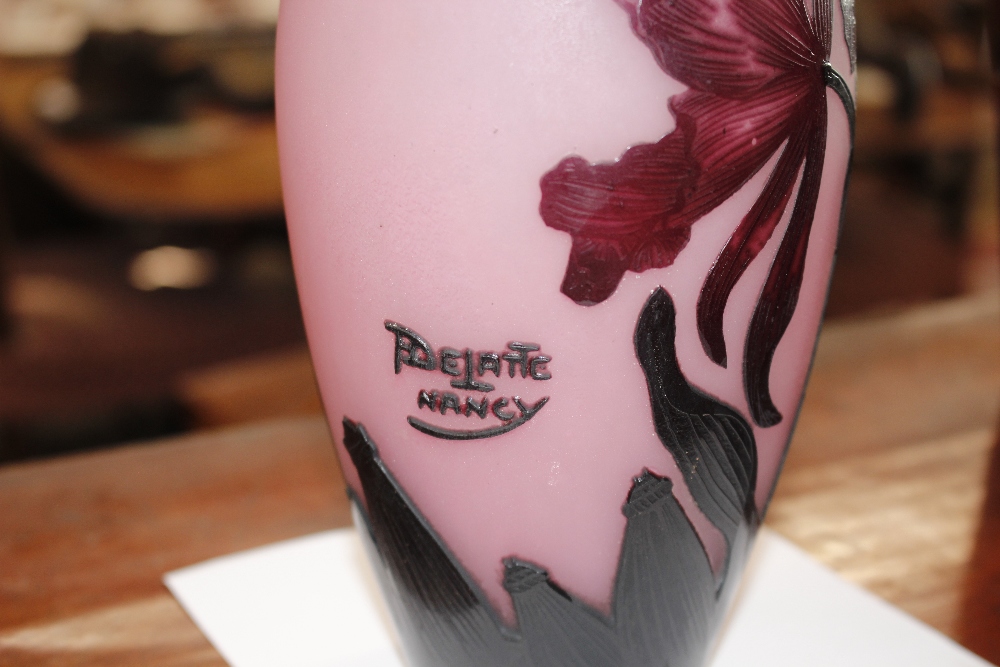 A De Latte Nancy cameo glass baluster vase, with relief etched floral decoration on a mauve tinted - Image 9 of 18