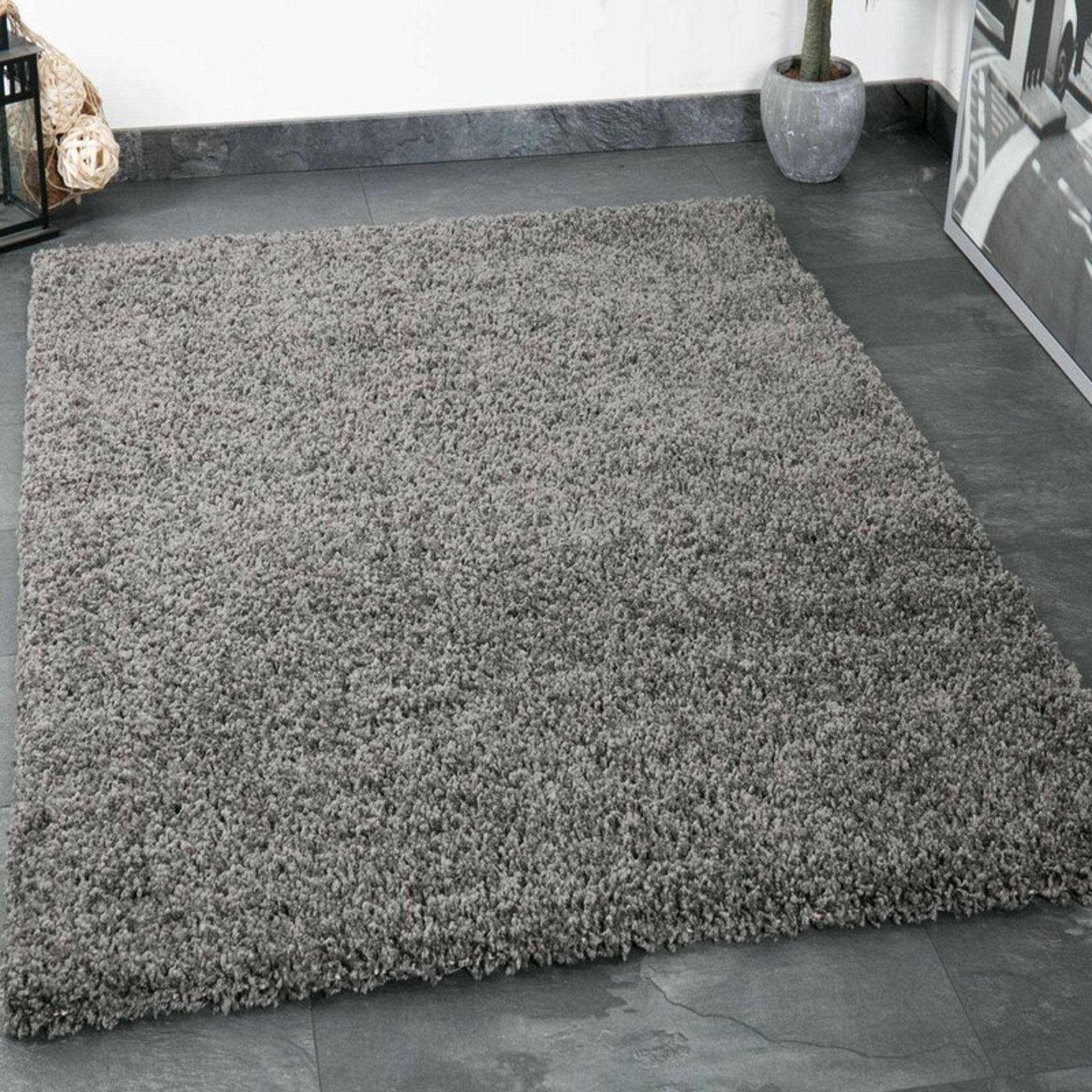 Madiha Shaggy Dark Grey Rug,