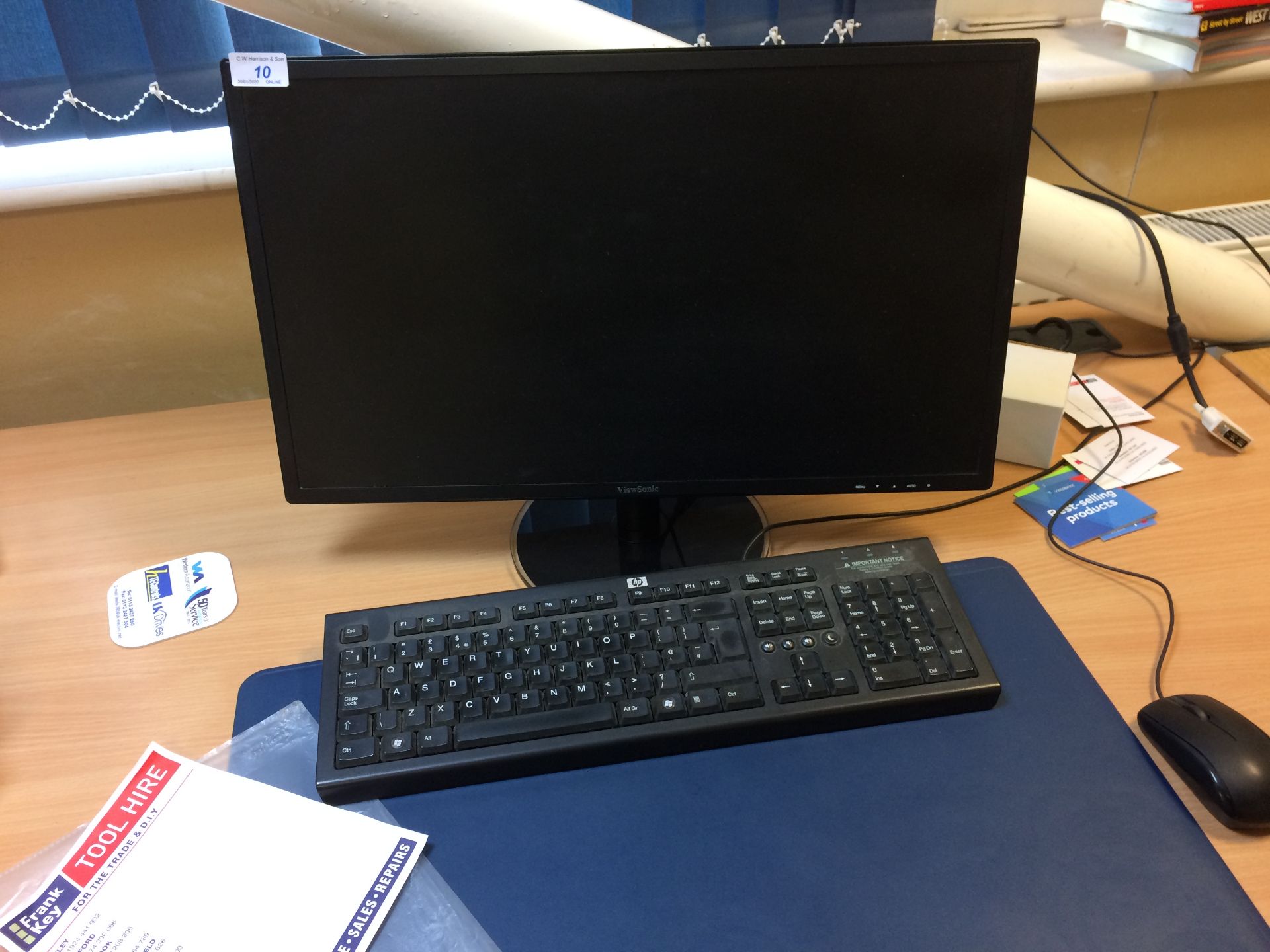 24" Viewsonic monitor, keyboard and mous