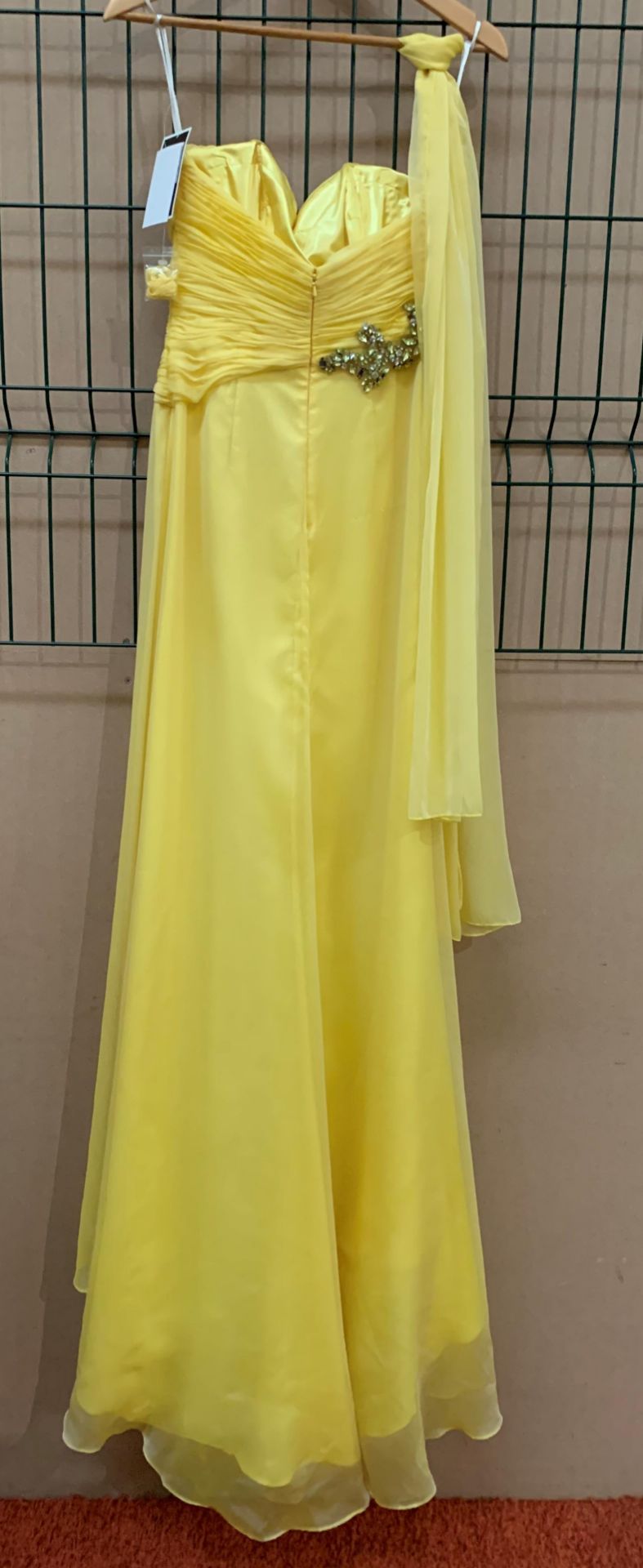 A bridesmaid/prom dress by Forever Yours, Katrina, yellow, size US 6, - Image 2 of 2