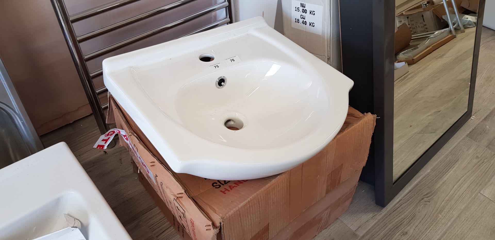 450 x 470mm semi-recessed ceramic basin