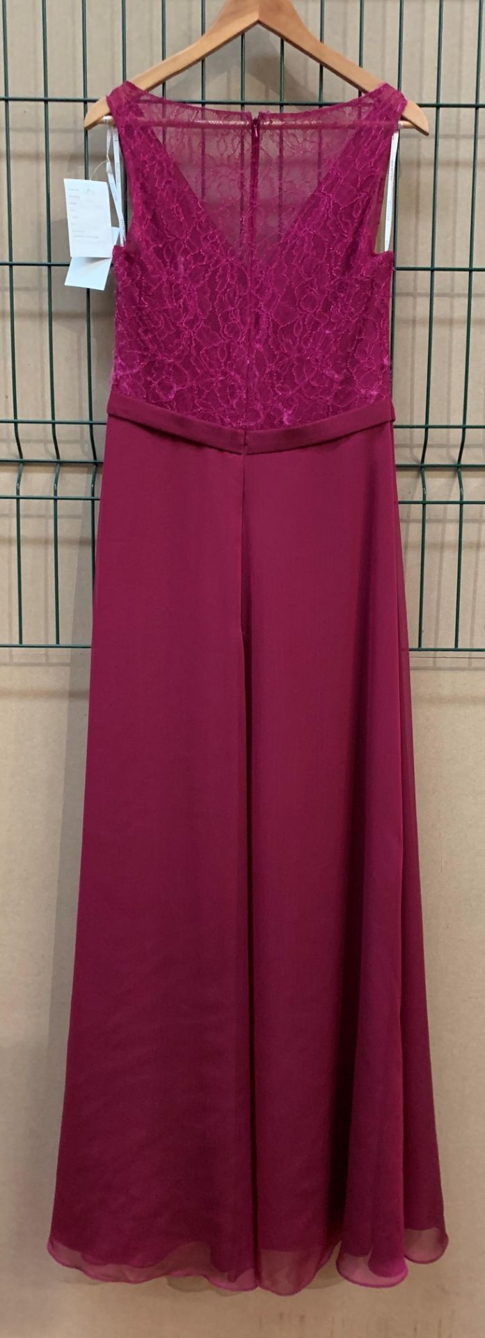 A bridesmaid/prom dress by Belsoie, mode - Image 2 of 2