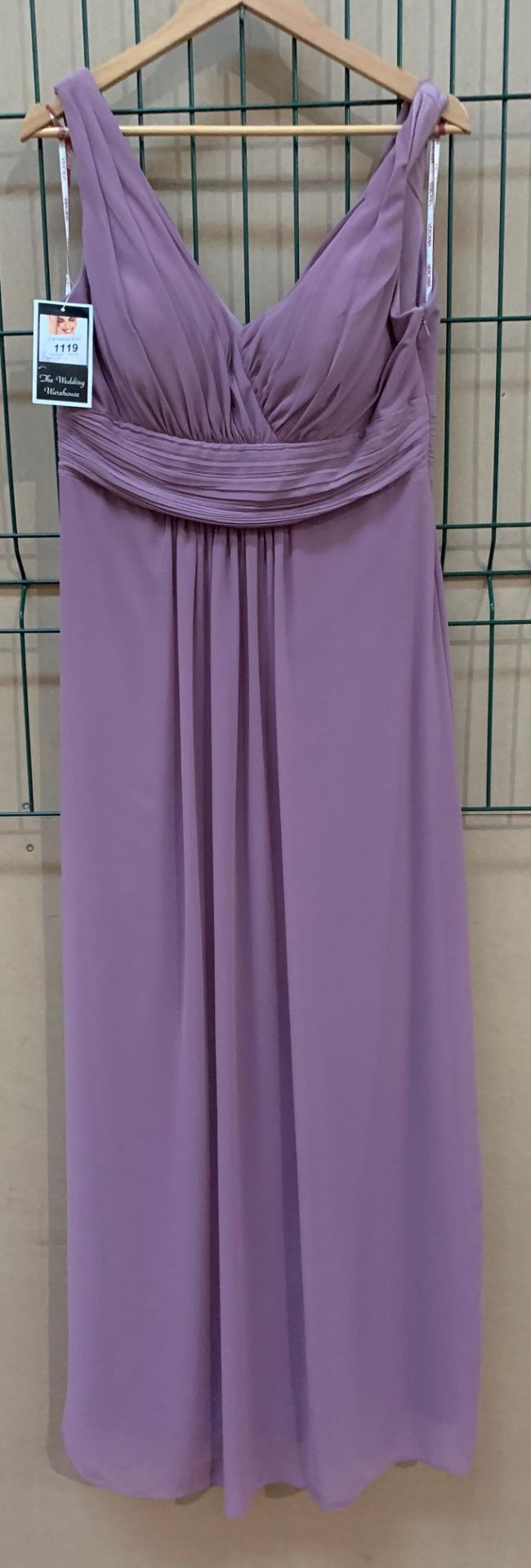 A bridesmaid/prom dress by Veromia, mode