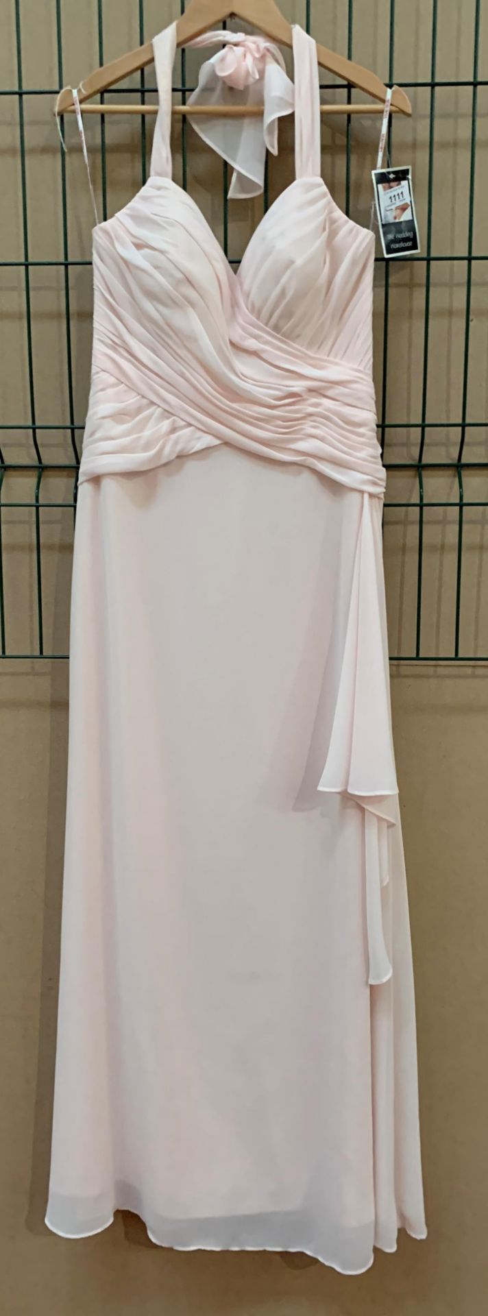 A bridesmaid/prom dress by Veromia, mode